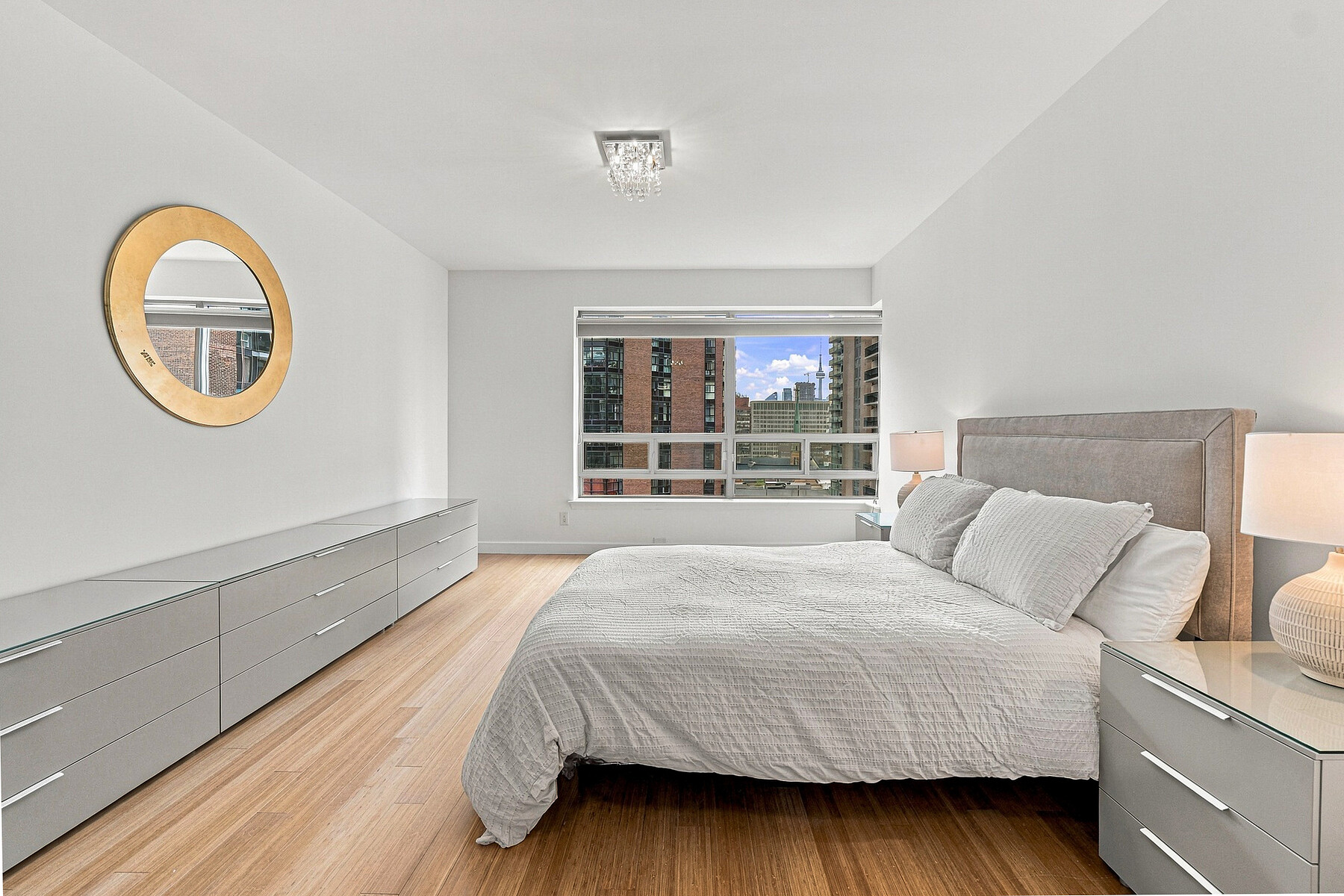  Elevated Yorkville Living - 物件實景