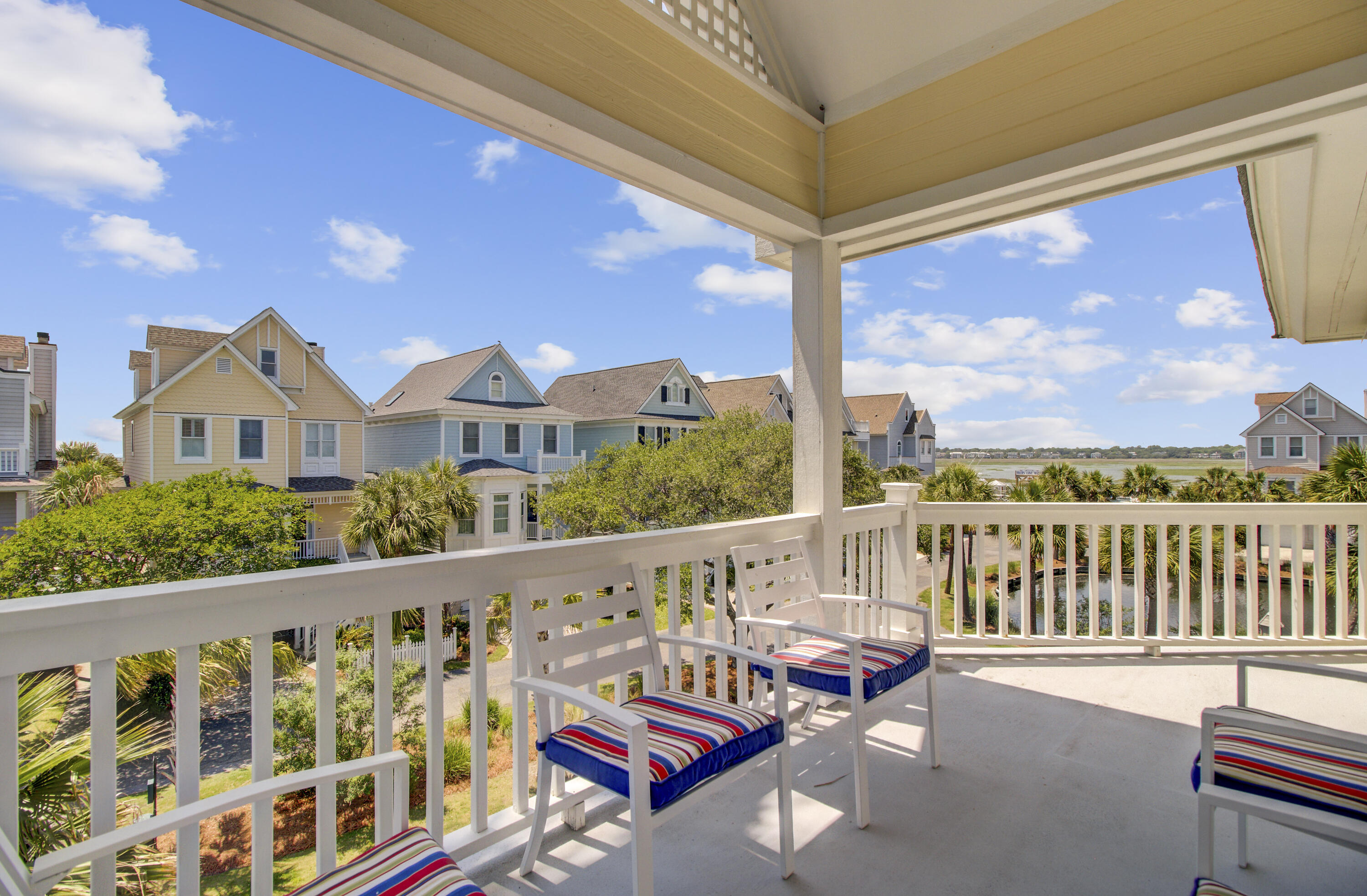 Mount Pleasant, South Carolina, 29464, United States, 4 Bedrooms Bedrooms, ,4 BathroomsBathrooms,Residential,For Sale,1826334