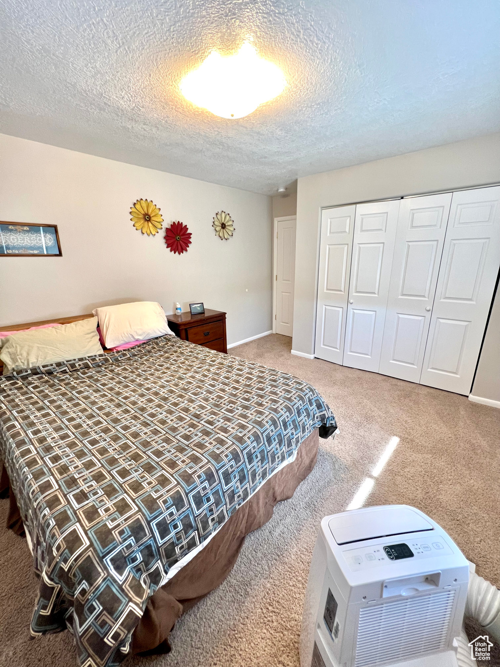 Richfield, Utah, 84701, United States, 5 Bedrooms Bedrooms, ,3 BathroomsBathrooms,Residential,For Sale,1761886