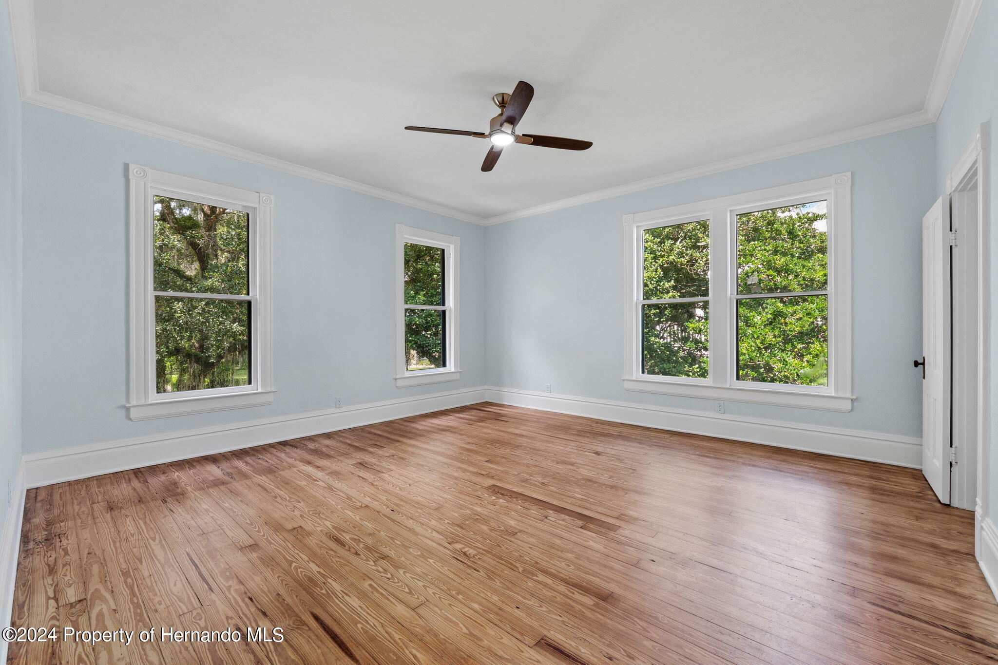 Brooksville, Florida, 34601, United States, 5 Bedrooms Bedrooms, ,3 BathroomsBathrooms,Residential,For Sale,1923467