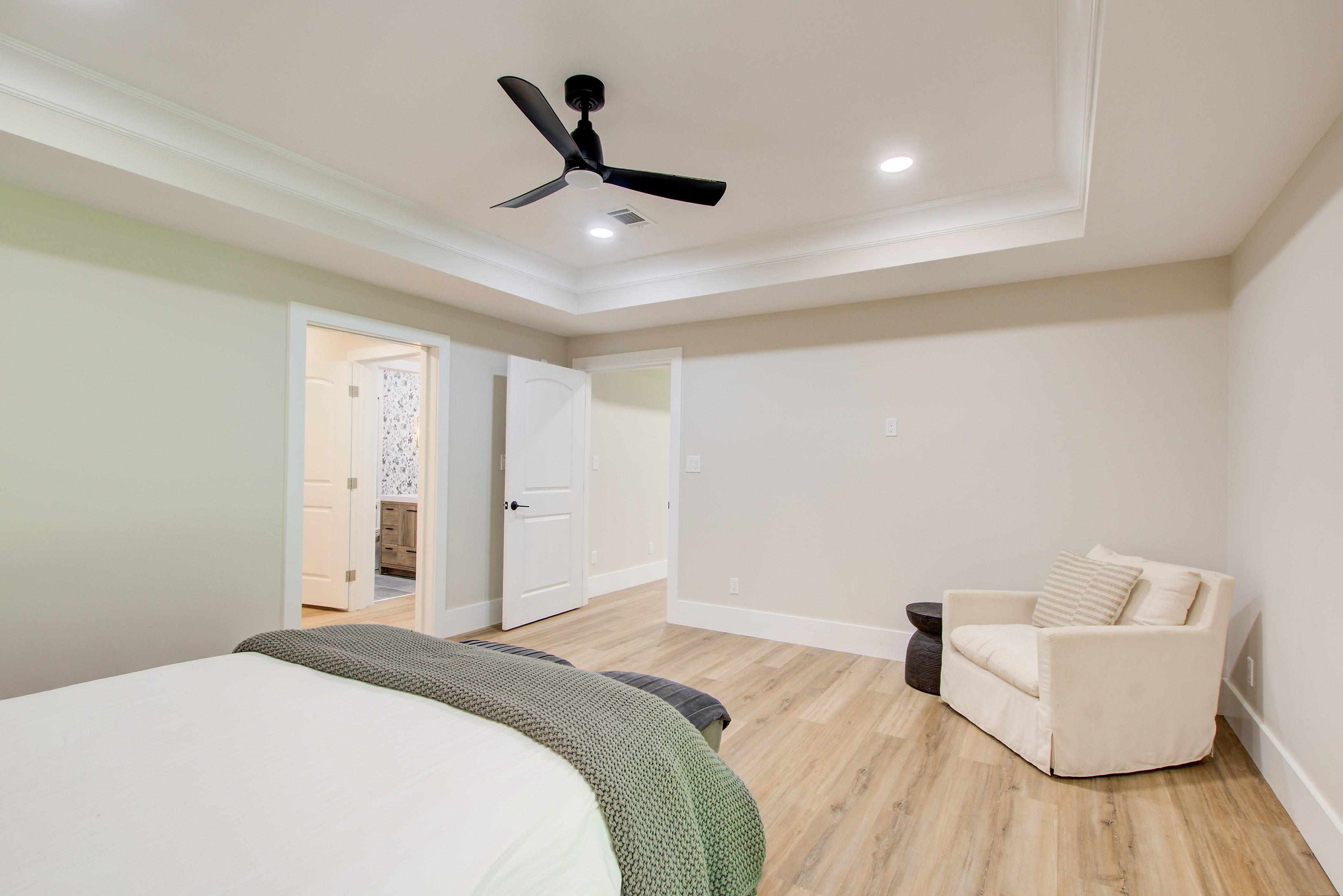  Exceptional Space and Craftsmanship in Custom Brookhaven Home - 物件實景