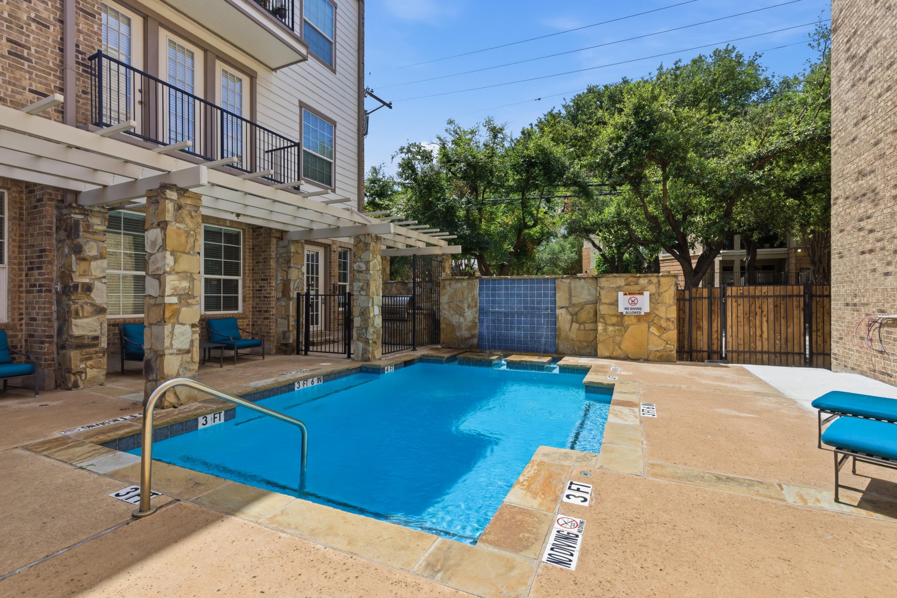  Lock-and-Leave Retreat in Downtown Fort Worth - 物件實景