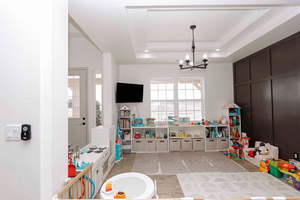 Carlsbad, New Mexico, 88220, United States, 4 Bedrooms Bedrooms, ,3 BathroomsBathrooms,Residential,For Sale,2012114