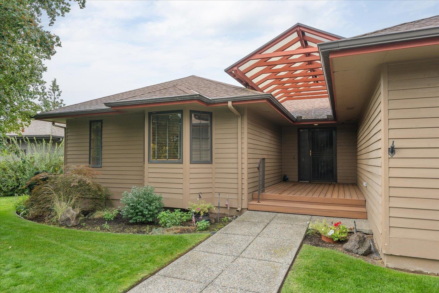 Spokane, Washington, 99203, United States, 3 Bedrooms Bedrooms, ,3 BathroomsBathrooms,Residential,For Sale,1978523