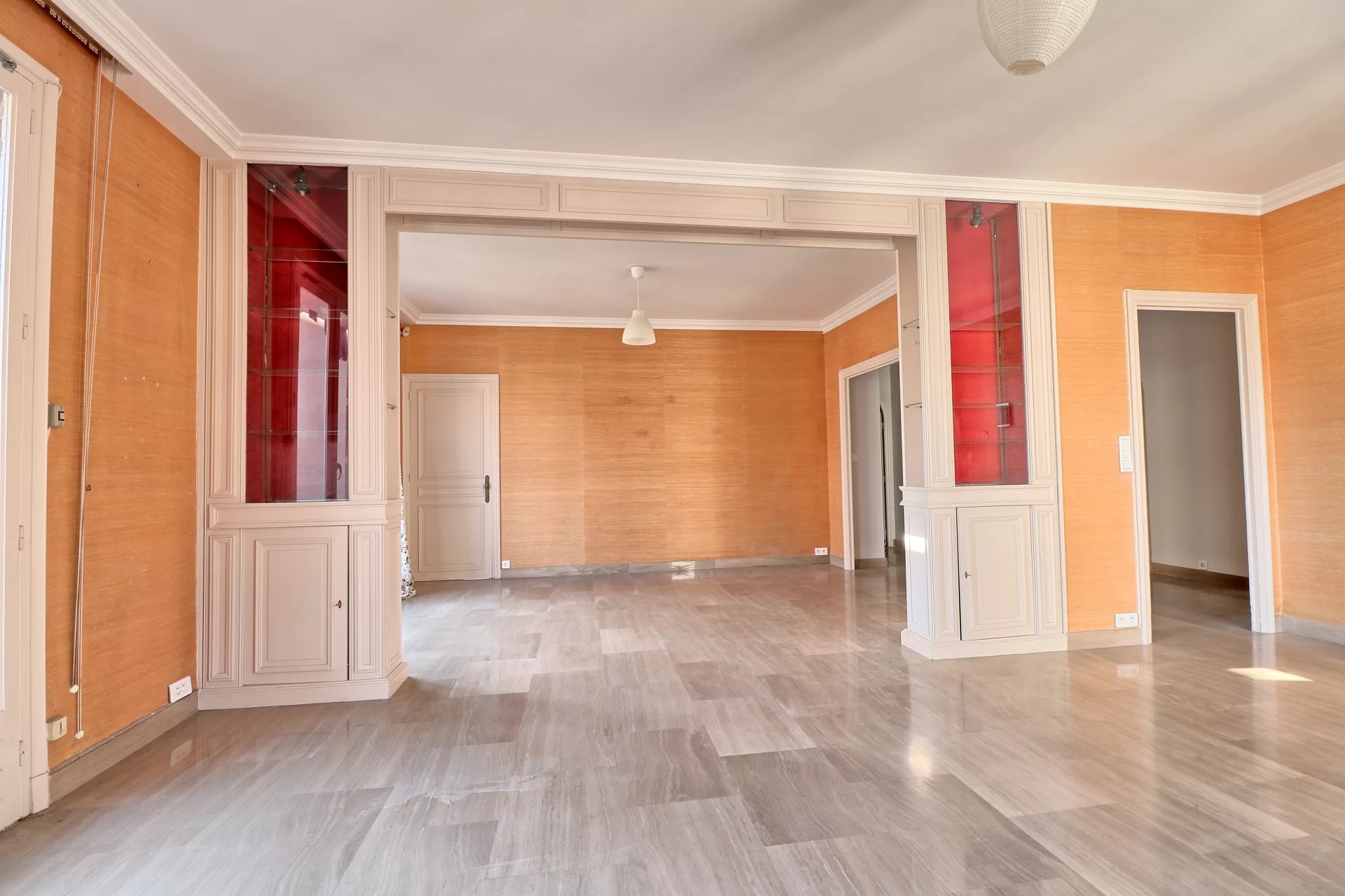 Lyon 6ème, Auvergne-Rhône-Alpes, 69006, FR, 3 Bedrooms Bedrooms, ,2 BathroomsBathrooms,Residential,For Sale,2000636