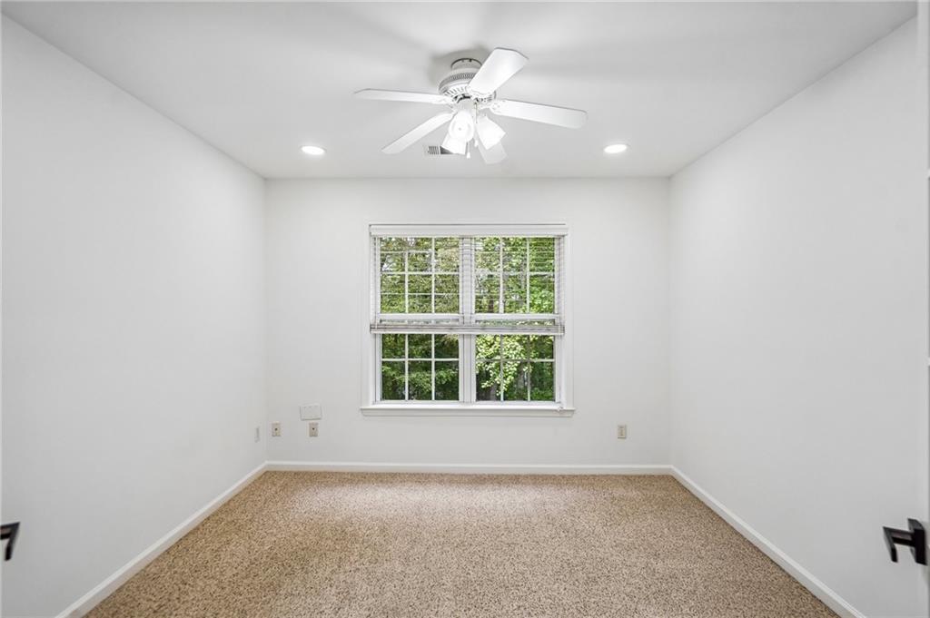 Suwanee, Georgia, 30024, United States, 5 Bedrooms Bedrooms, ,4 BathroomsBathrooms,Residential,For Sale,2040152