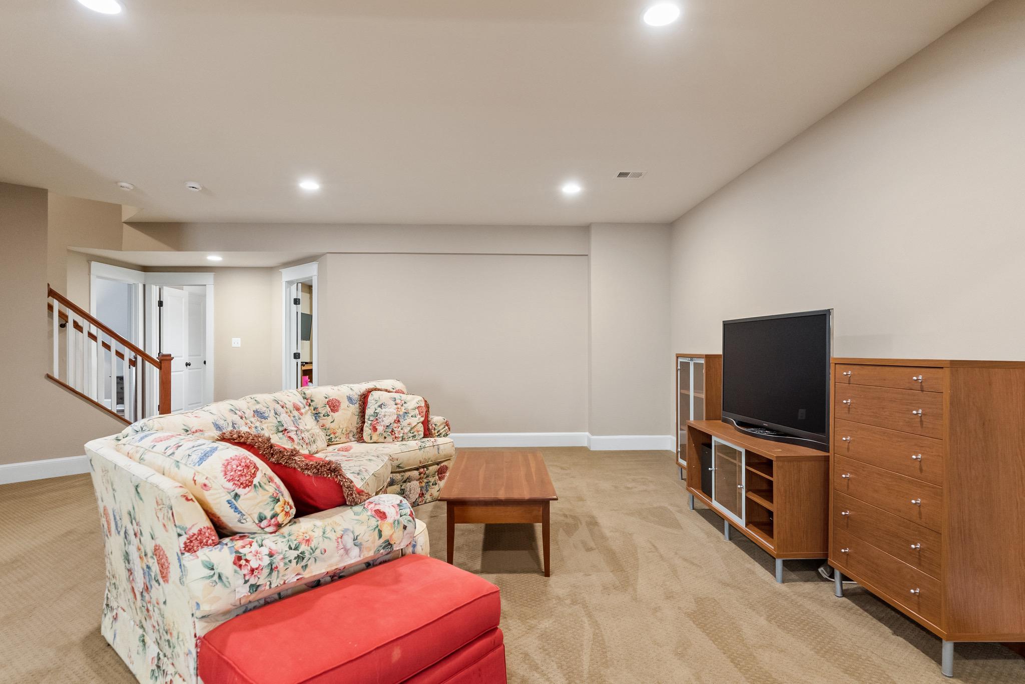  19 N Donelson Street, Alexandria, VA, 22304 - 物件實景