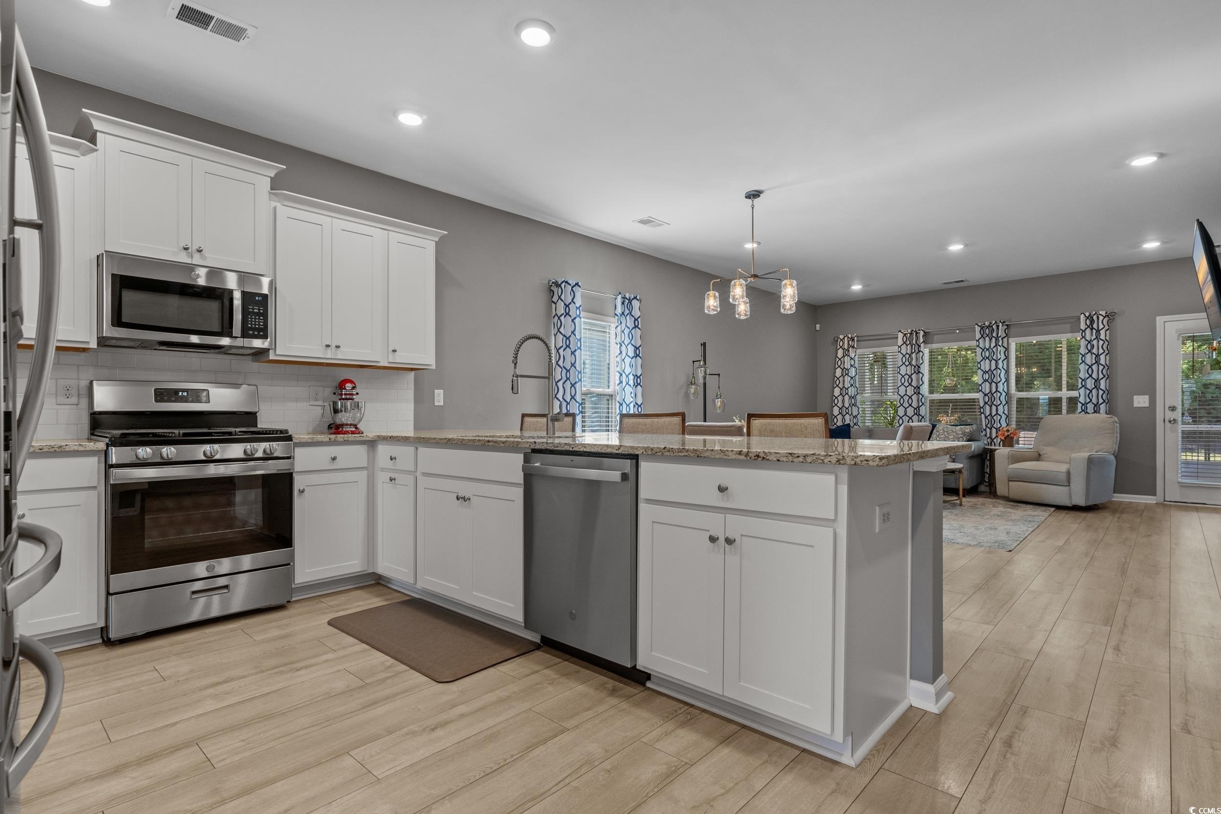 Myrtle Beach, South Carolina, 29577, United States, 5 Bedrooms Bedrooms, ,4 BathroomsBathrooms,Residential,For Sale,2005538