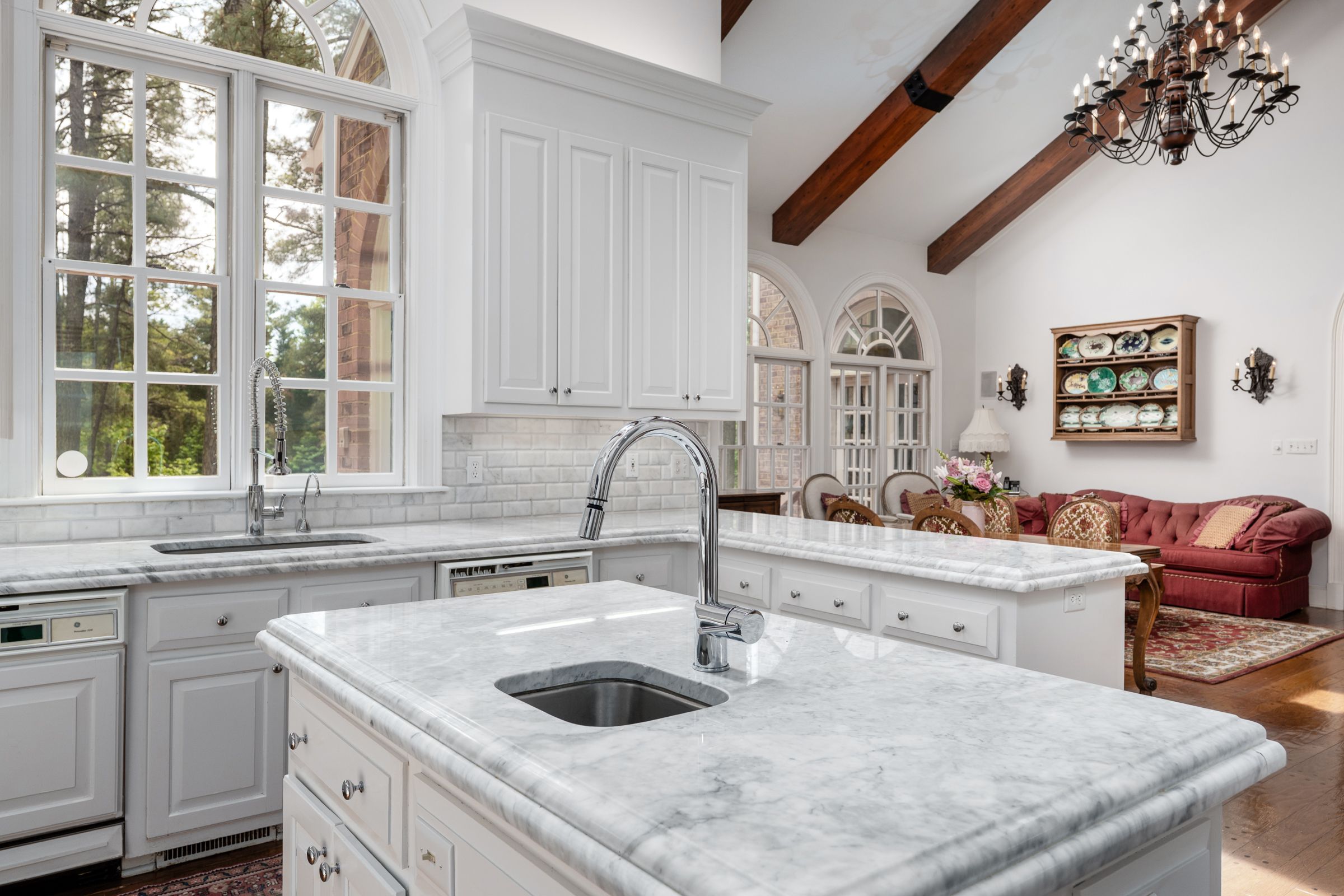  221 Dryden Lane, Richmond, VA 23229 - 物件實景