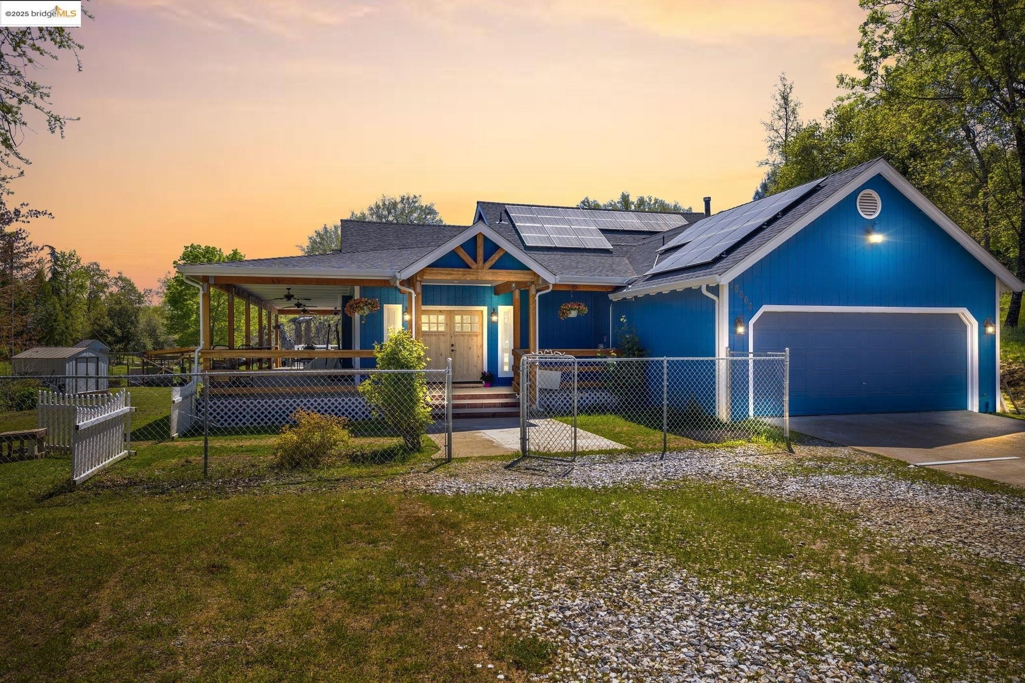 Sonora, California, 95370, United States, 4 Bedrooms Bedrooms, ,2 BathroomsBathrooms,Residential,For Sale,1980080