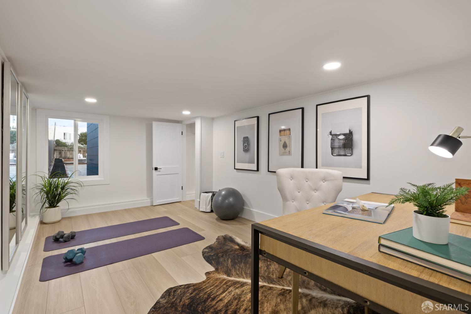 San Francisco, California, 94122, United States, 4 Bedrooms Bedrooms, ,2 BathroomsBathrooms,Residential,For Sale,1987685