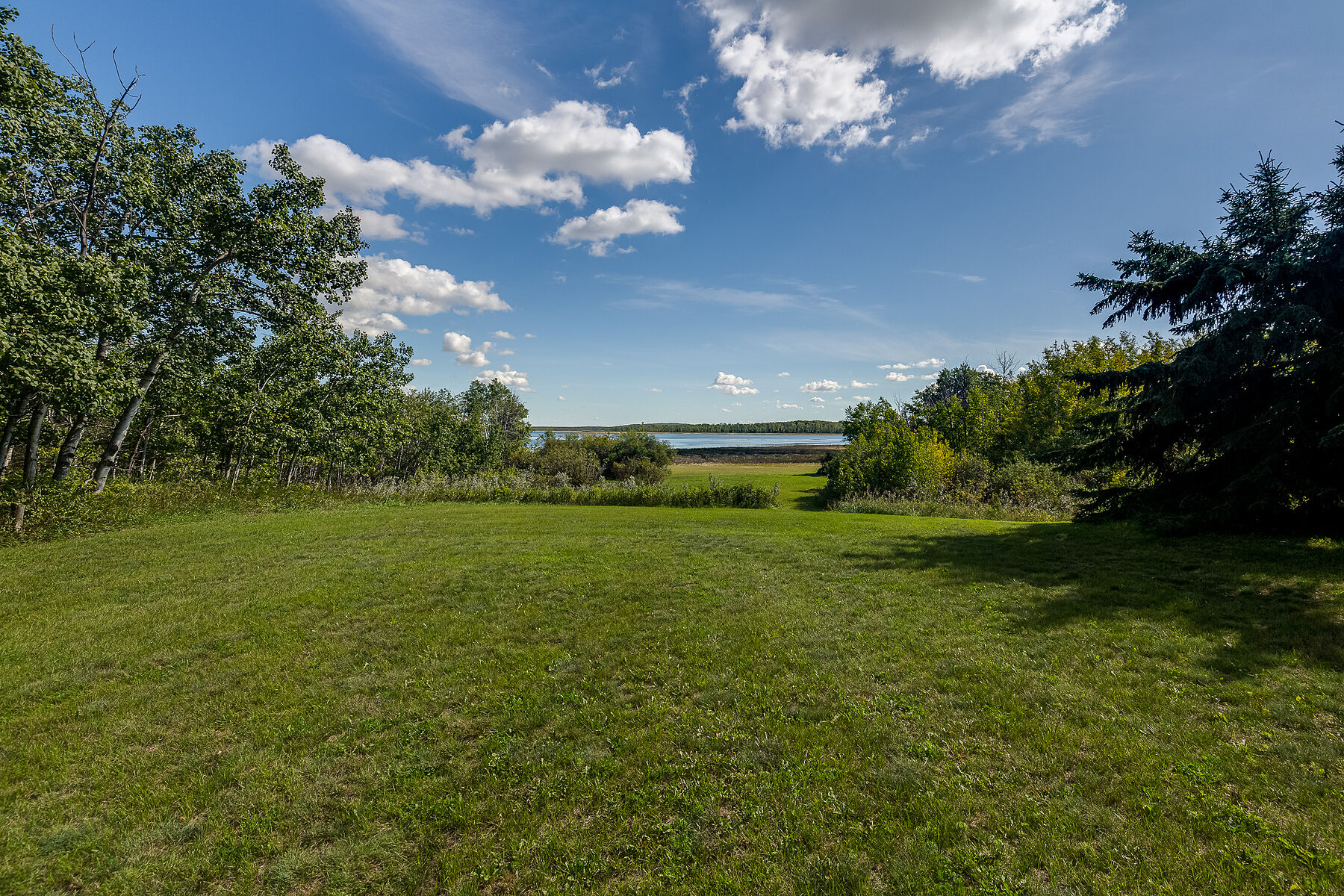  602 Pheasant Close - 物件實景