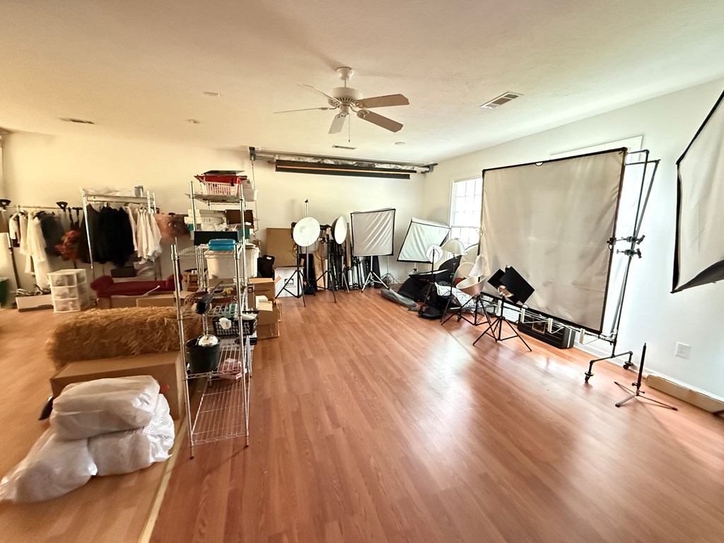 Americus, Georgia, 31719, United States, 4 Bedrooms Bedrooms, ,3 BathroomsBathrooms,Residential,For Sale,1982265