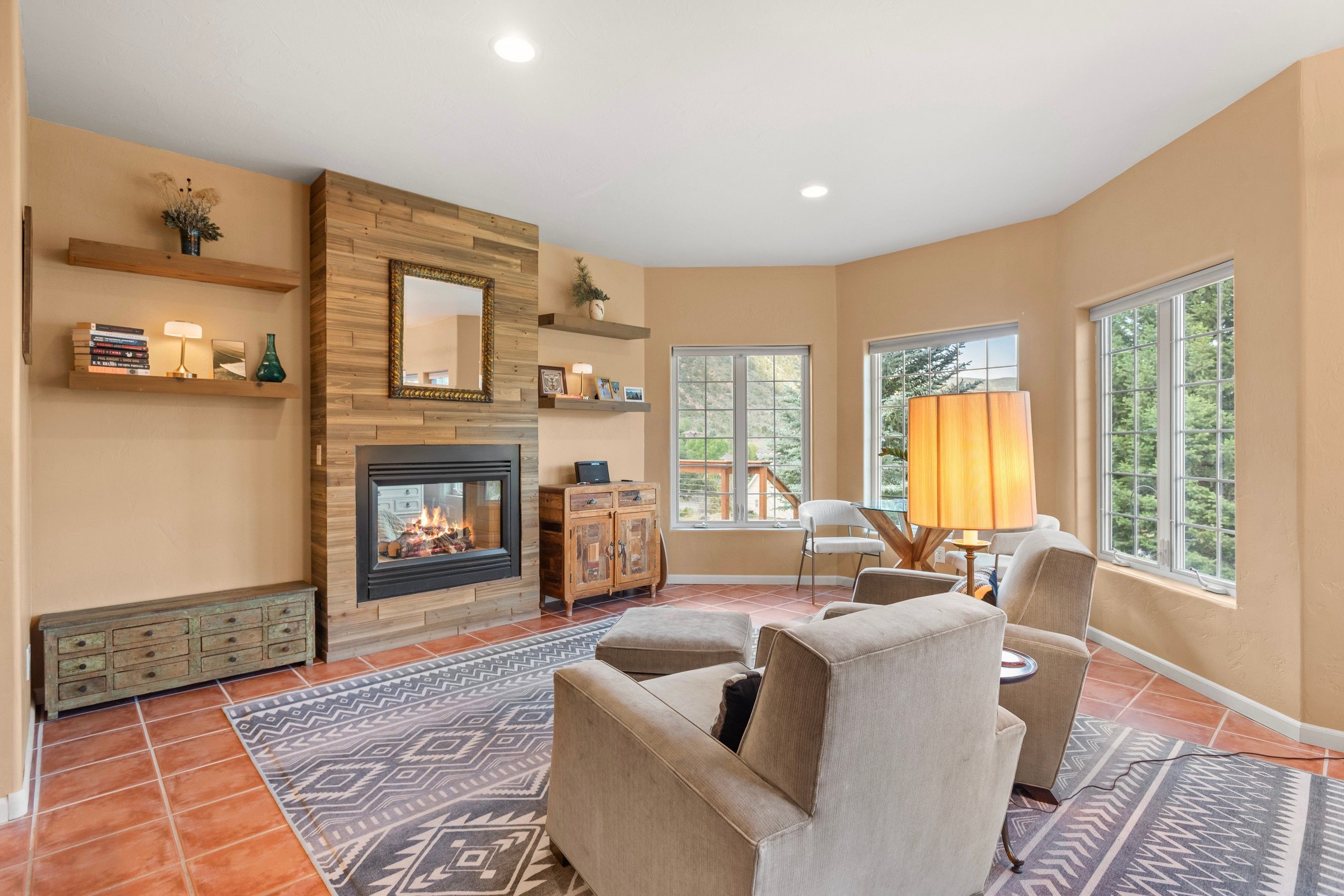  Move-In Ready Mountain Living - 物件實景