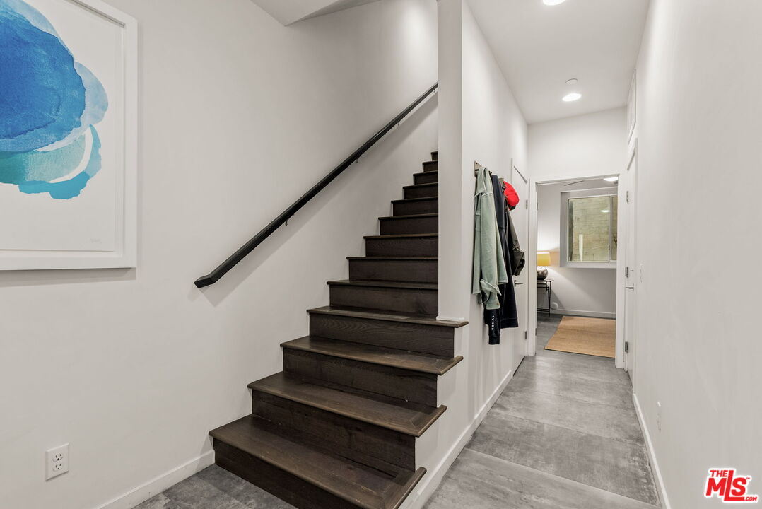 Los Angeles, California, 90026, United States, 3 Bedrooms Bedrooms, ,4 BathroomsBathrooms,Residential,For Sale,1829395