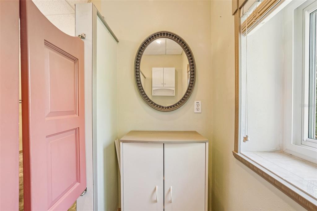 Edgewater, Florida, 32132, United States, 5 Bedrooms Bedrooms, ,4 BathroomsBathrooms,Residential,For Sale,1794815