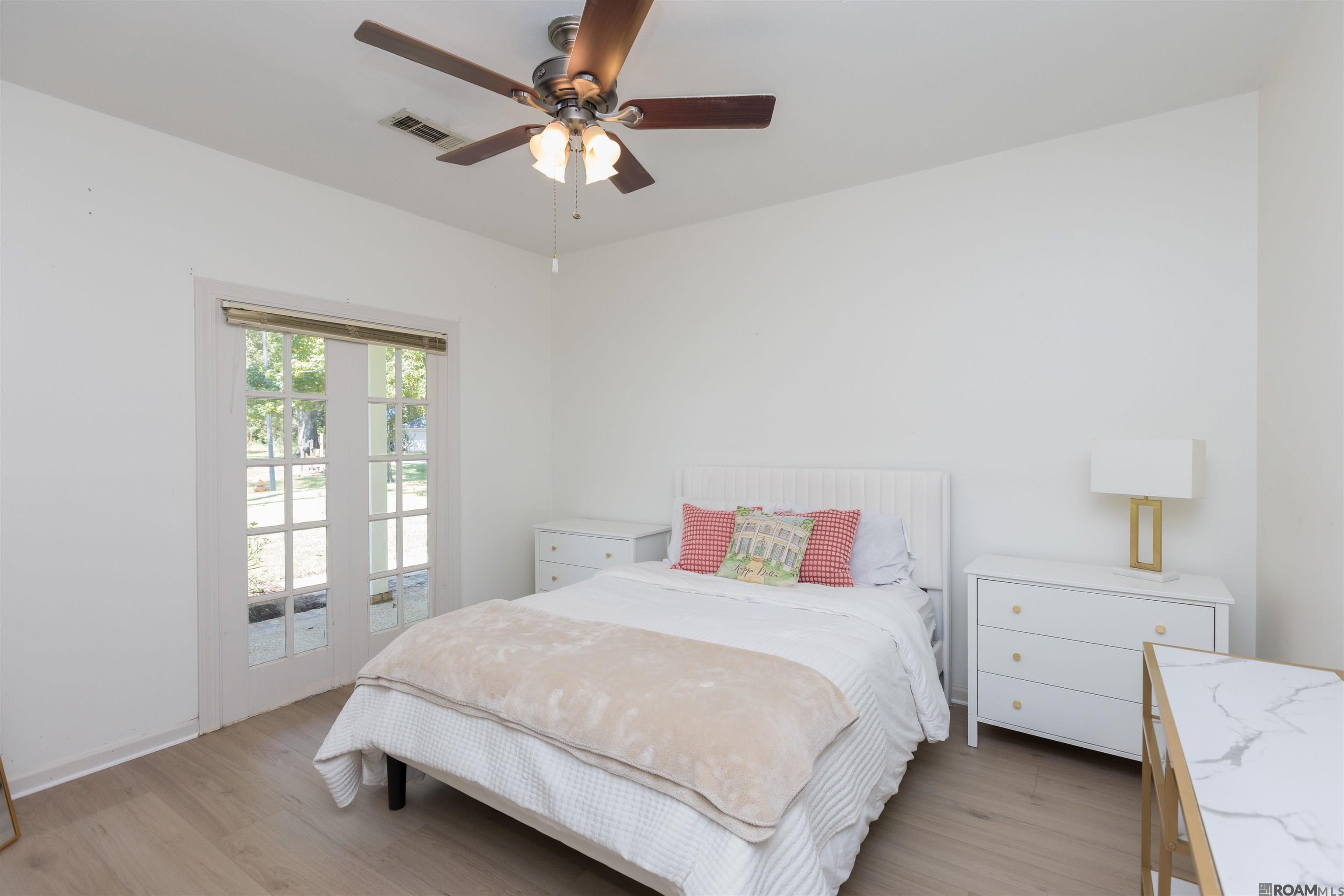 Baton Rouge, Louisiana, 70820, United States, 4 Bedrooms Bedrooms, ,3 BathroomsBathrooms,Residential,For Sale,1980276