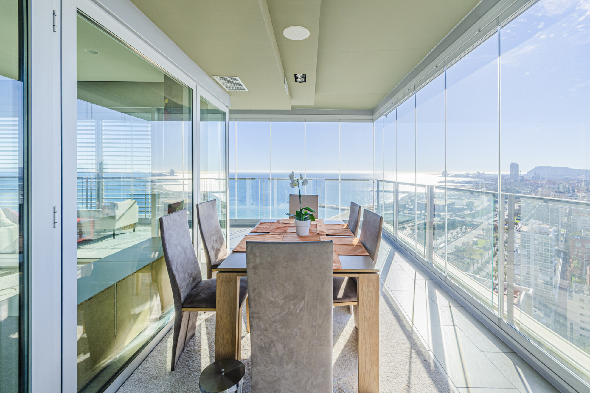  Family apartment with splendid sea and Barcelona views - 物件實景