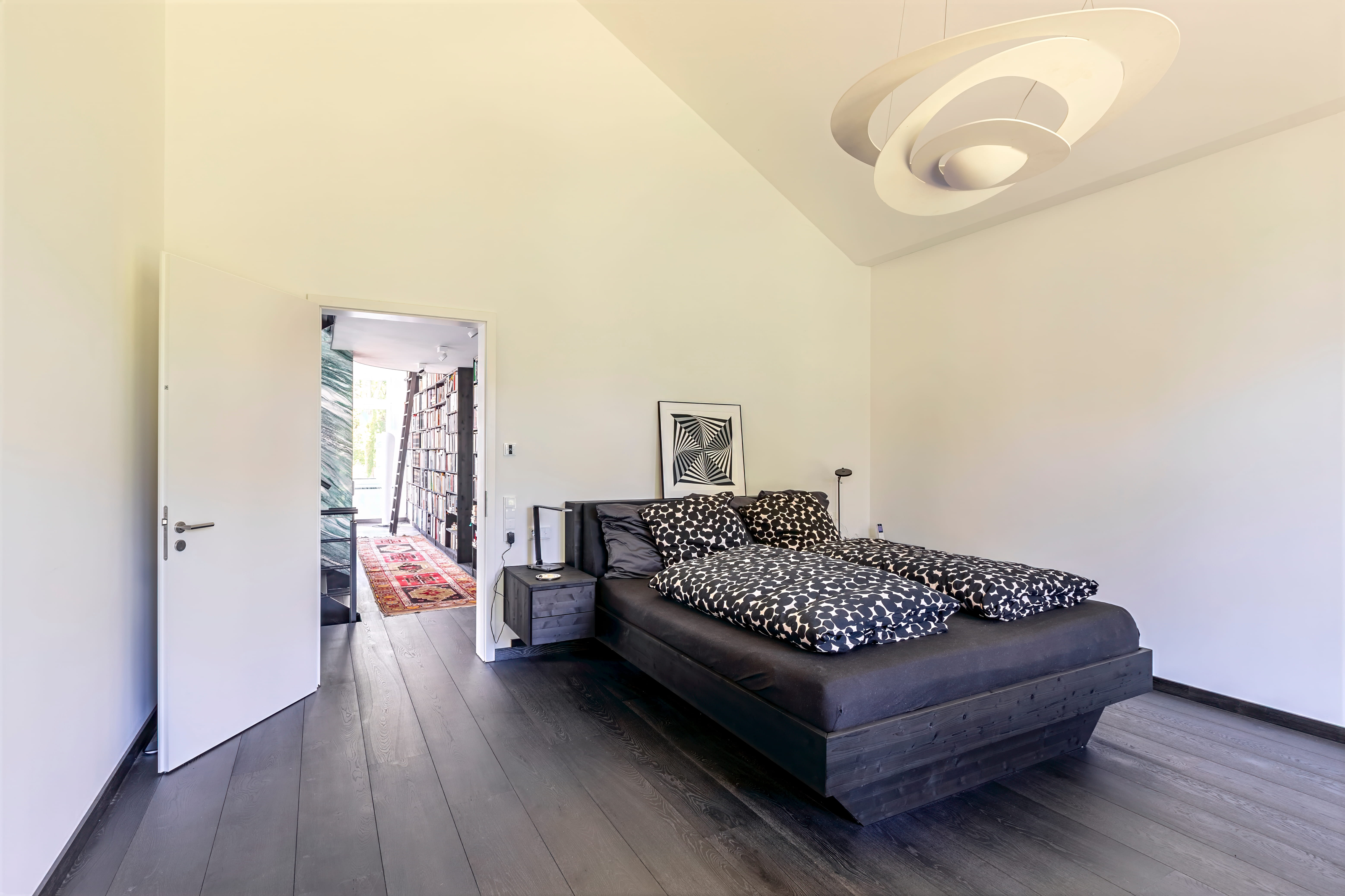  Architecture and Lakeside Living of Exceptional Quality - 物件實景
