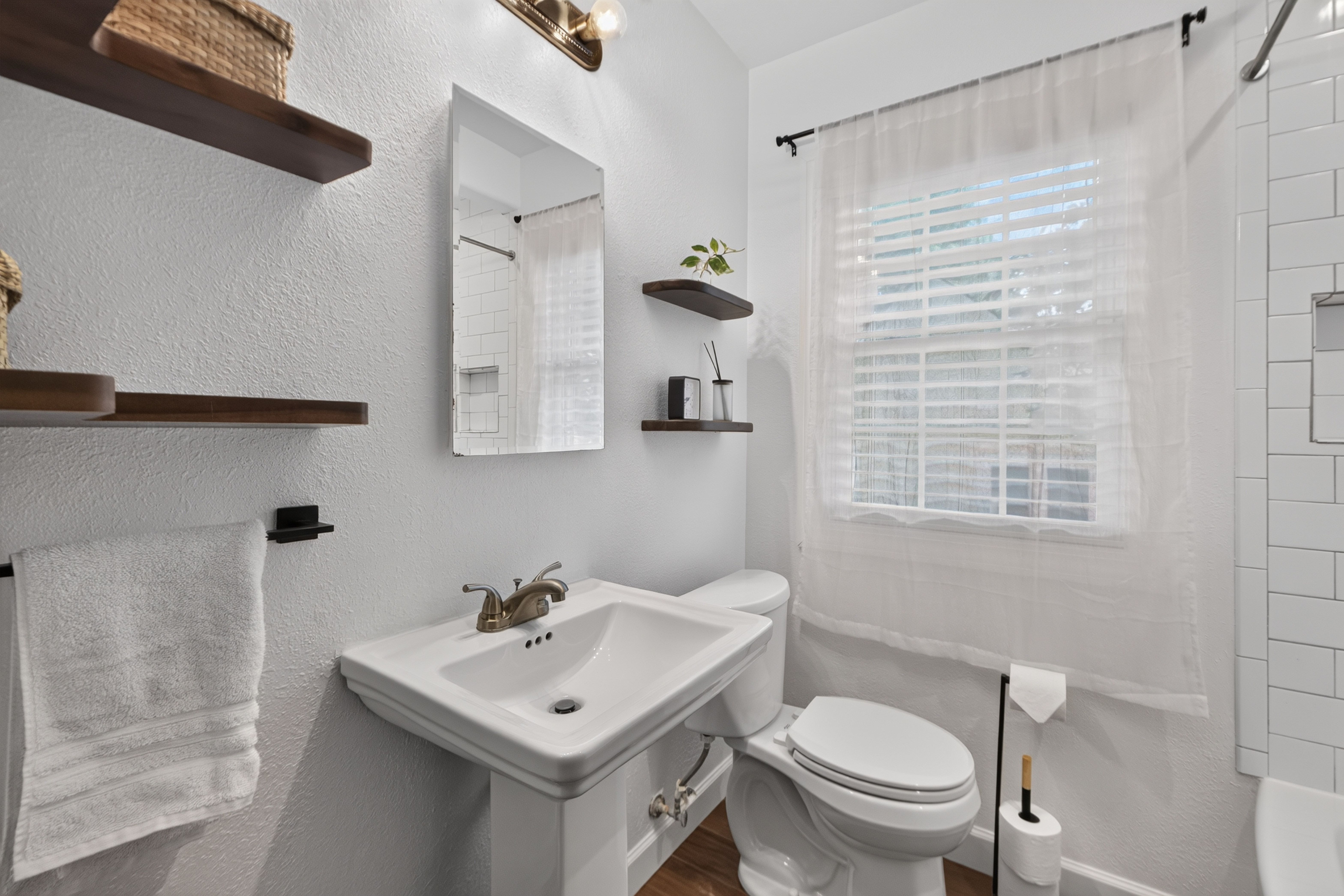  5718 Maple Street, Mission, KS 66202 - 物件實景