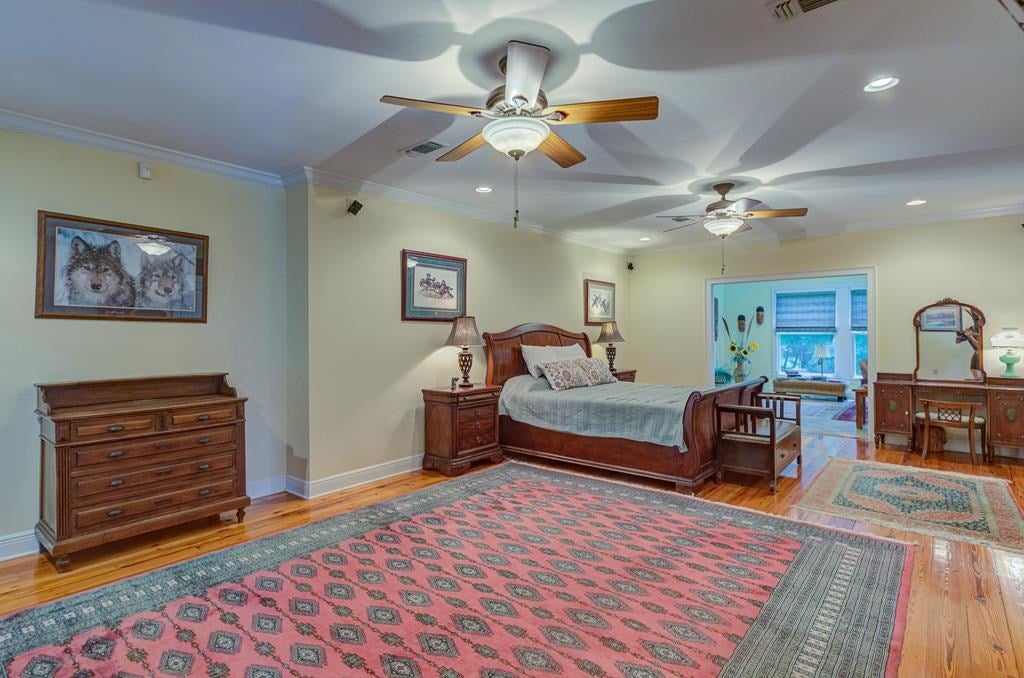 Vicksburg, Mississippi, 39180, United States, 4 Bedrooms Bedrooms, ,4 BathroomsBathrooms,Residential,For Sale,1778903