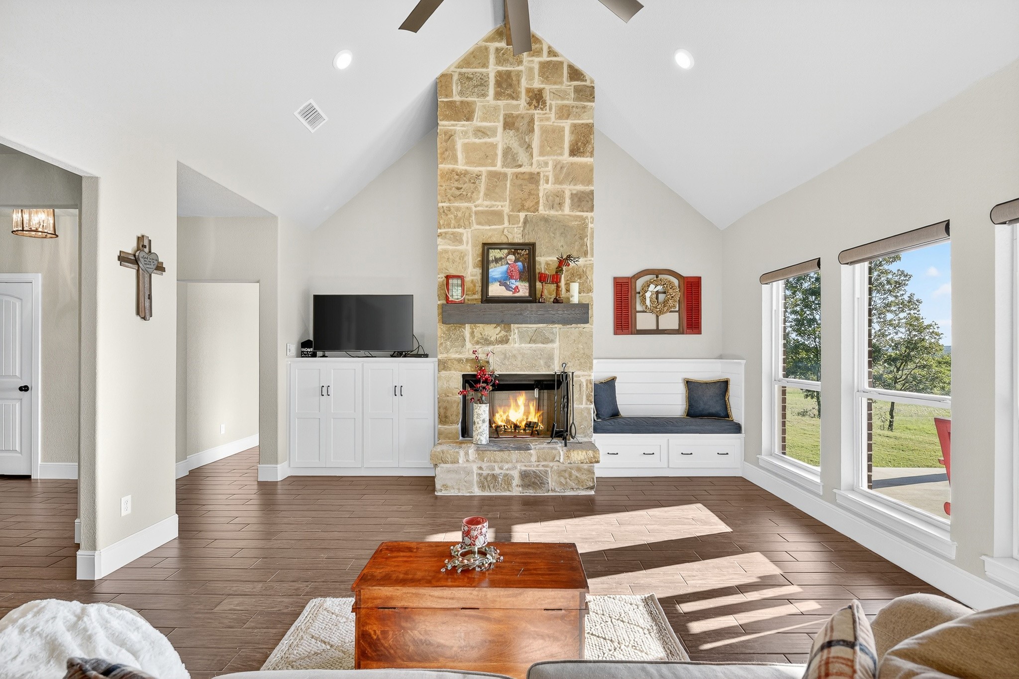 Paradise, Texas, 76073, United States, 3 Bedrooms Bedrooms, ,2 BathroomsBathrooms,Residential,For Sale,1996854