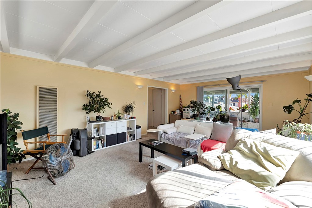 Seal Beach, California, 90740, United States, 4 Bedrooms Bedrooms, ,2 BathroomsBathrooms,Residential,For Sale,2001777