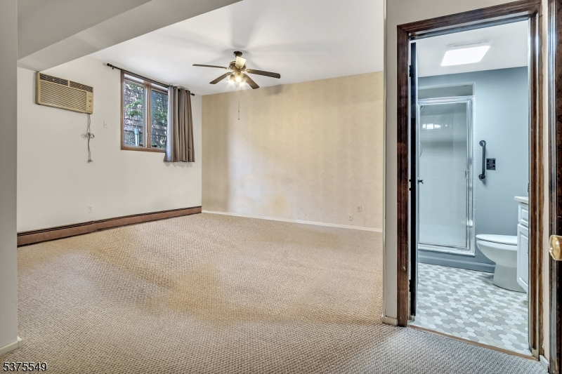 Nutley Twp., New Jersey, 07110, United States, 5 Bedrooms Bedrooms, ,4 BathroomsBathrooms,Residential,For Sale,1906796