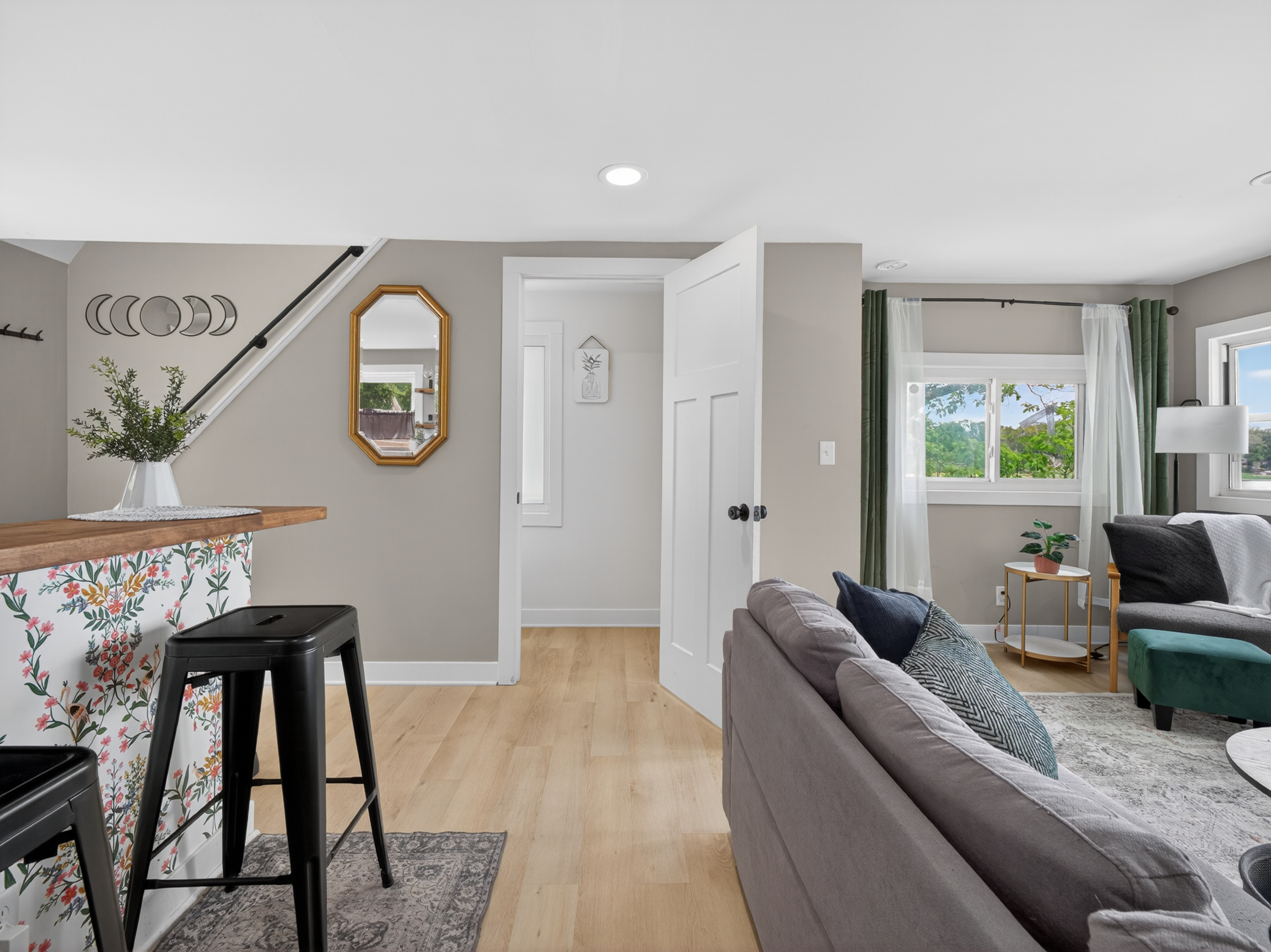  Updated Cottage with Convenient Access to Lake Webster - 物件實景