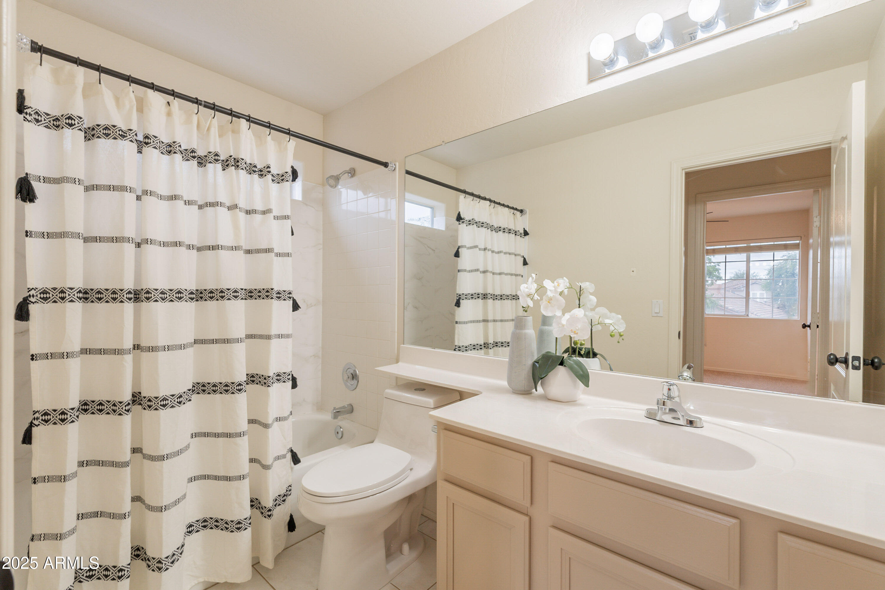 Cave Creek, Arizona, 85331, United States, 3 Bedrooms Bedrooms, ,Residential,For Sale,1955648