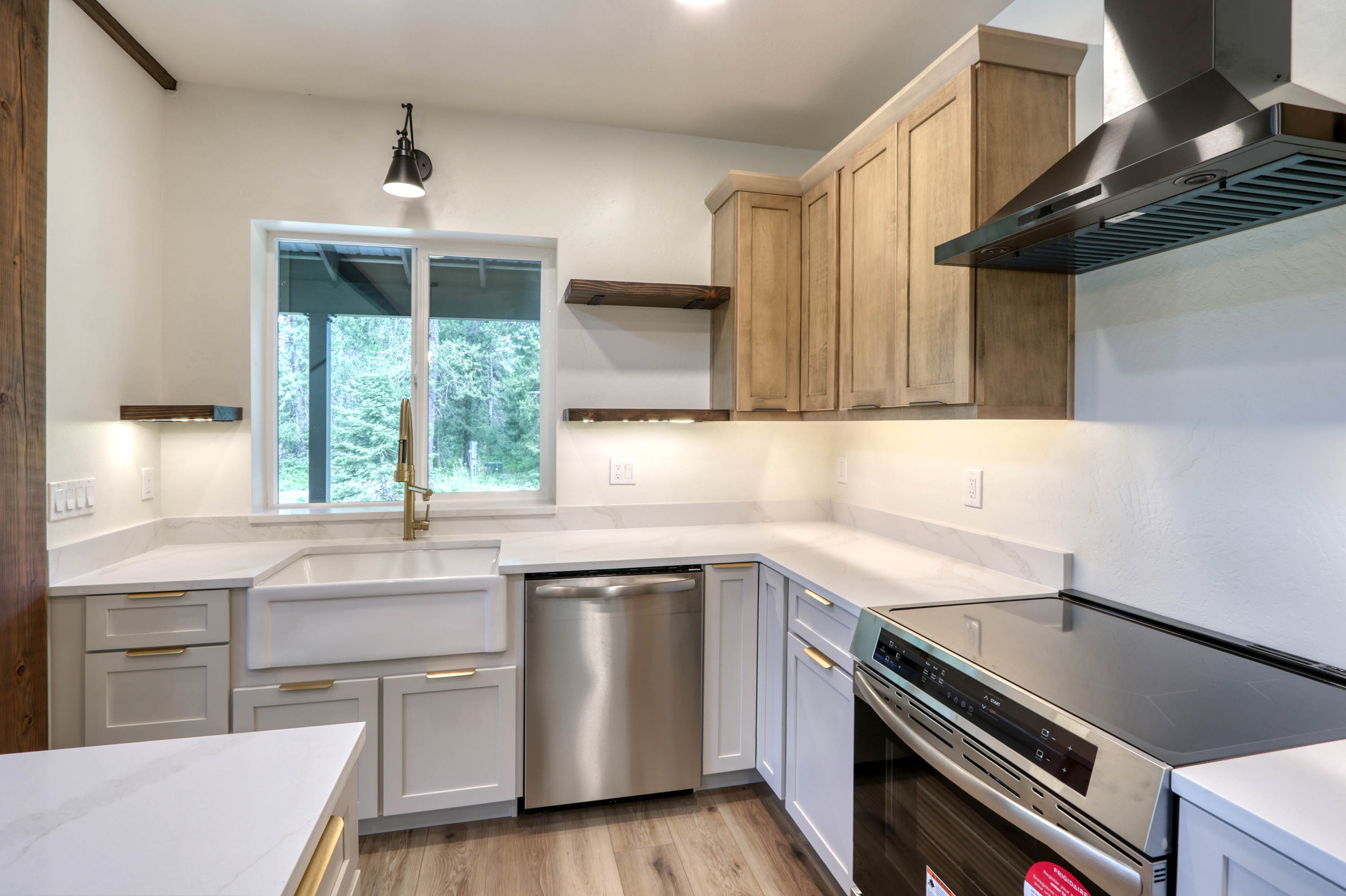 Sandpoint, Idaho, 83864, United States, 3 Bedrooms Bedrooms, ,3 BathroomsBathrooms,Residential,For Sale,1905788