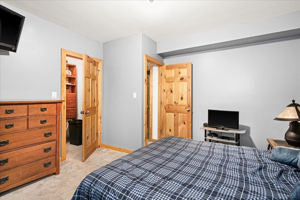Two Harbors, Minnesota, 55616, United States, 5 Bedrooms Bedrooms, ,2 BathroomsBathrooms,Residential,For Sale,1943377