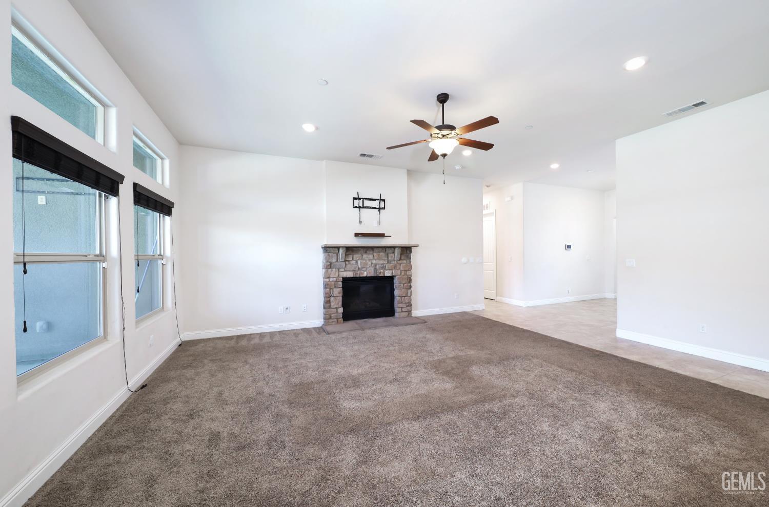 Bakersfield, California, 93314, United States, 4 Bedrooms Bedrooms, ,4 BathroomsBathrooms,Residential,For Sale,2010376