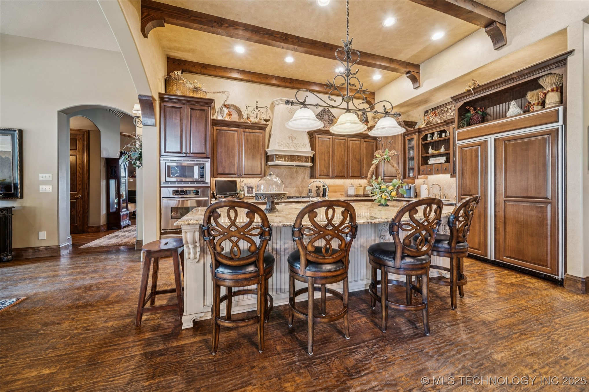 Mounds, Oklahoma, 74047, United States, 4 Bedrooms Bedrooms, ,6 BathroomsBathrooms,Residential,For Sale,1960960