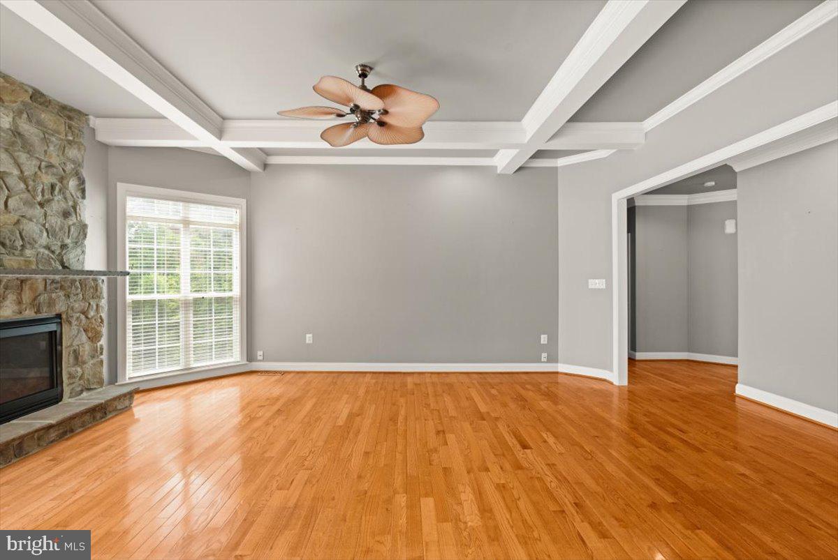 Winchester, Virginia, 22601, United States, 4 Bedrooms Bedrooms, ,5 BathroomsBathrooms,Residential,For Sale,1874493