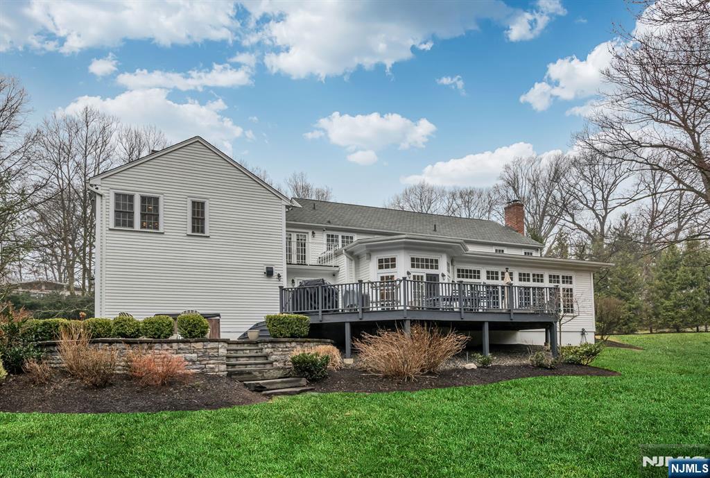 Tenafly, New Jersey, 07670, United States, 6 Bedrooms Bedrooms, ,5 BathroomsBathrooms,Residential,For Sale,1743574