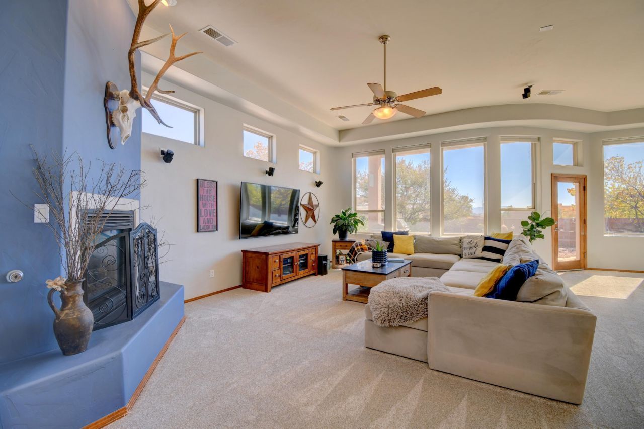 Albuquerque, New Mexico, 87120, United States, 4 Bedrooms Bedrooms, ,2 BathroomsBathrooms,Residential,For Sale,1972703