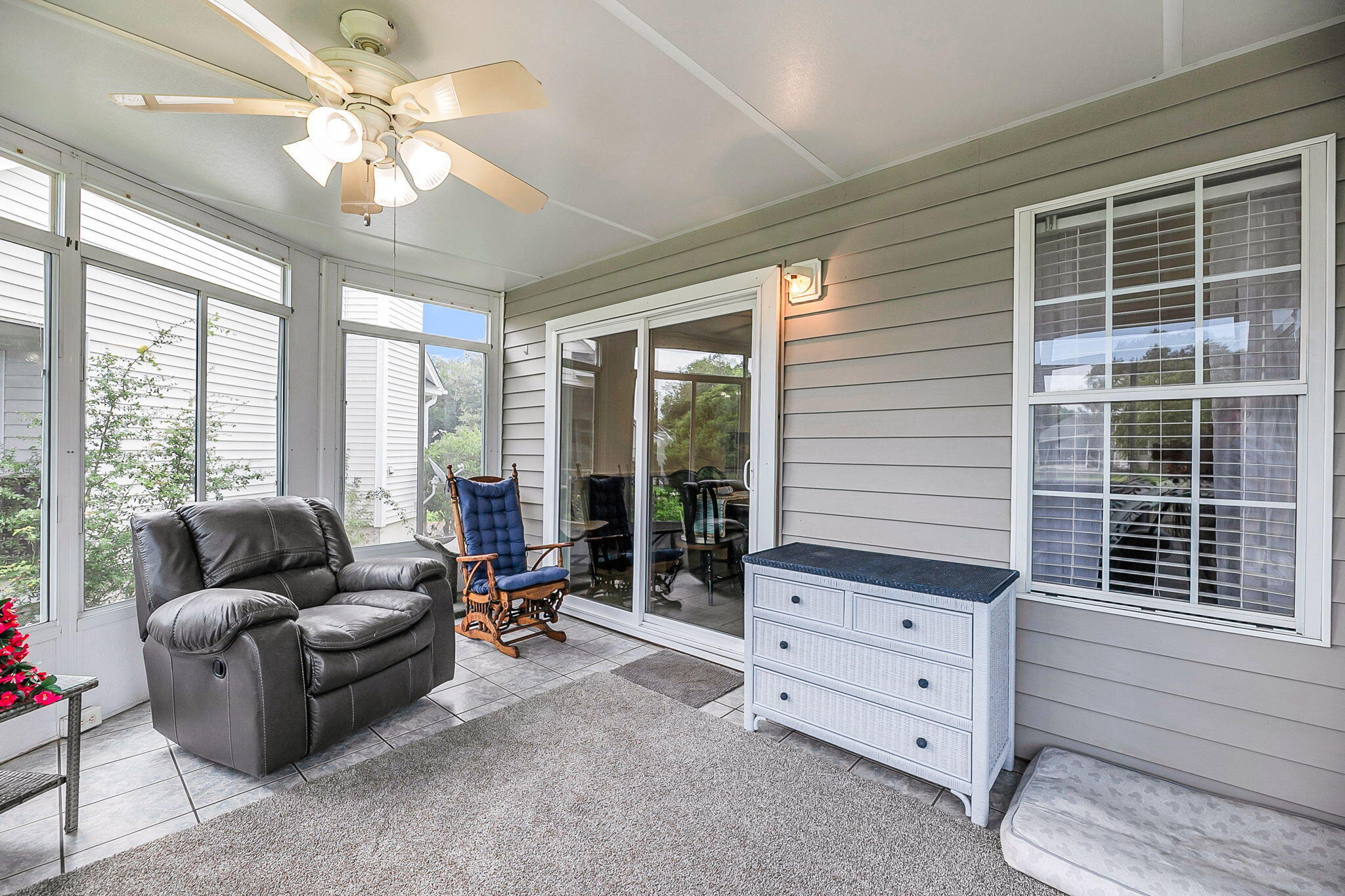 Charleston, South Carolina, 29412, United States, 4 Bedrooms Bedrooms, ,2 BathroomsBathrooms,Residential,For Sale,1985691