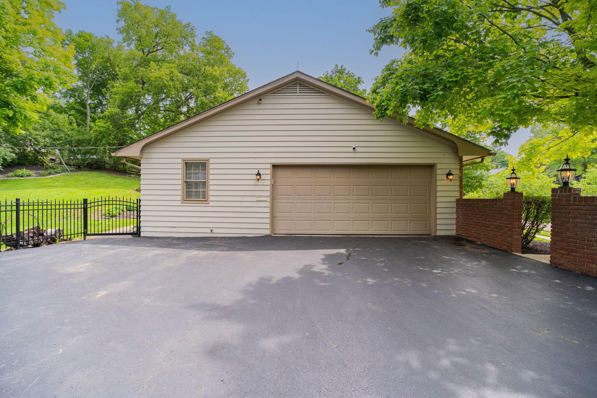  2676 Alliston Court - 物件實景