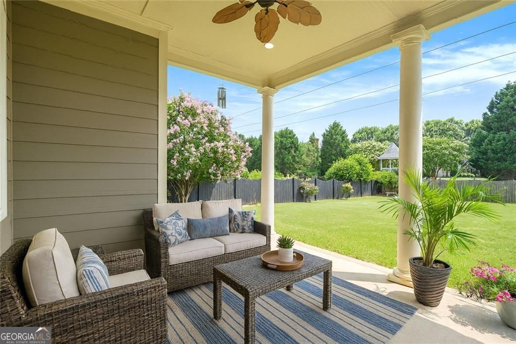 Smyrna, Georgia, 30082, United States, 4 Bedrooms Bedrooms, ,3 BathroomsBathrooms,Residential,For Sale,1899932