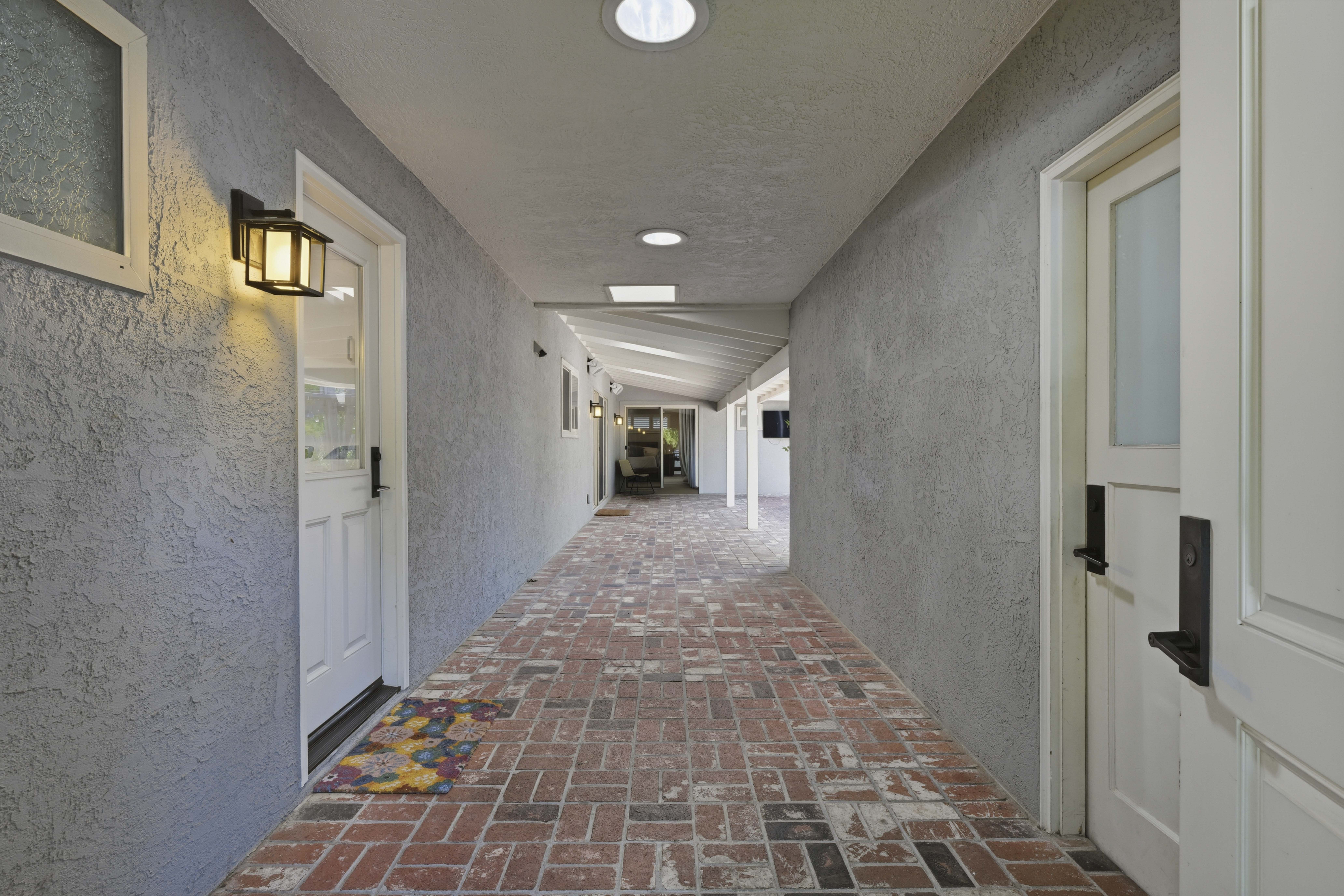  2929 Latham Drive, Sacramento, CA 95864 - 物件實景