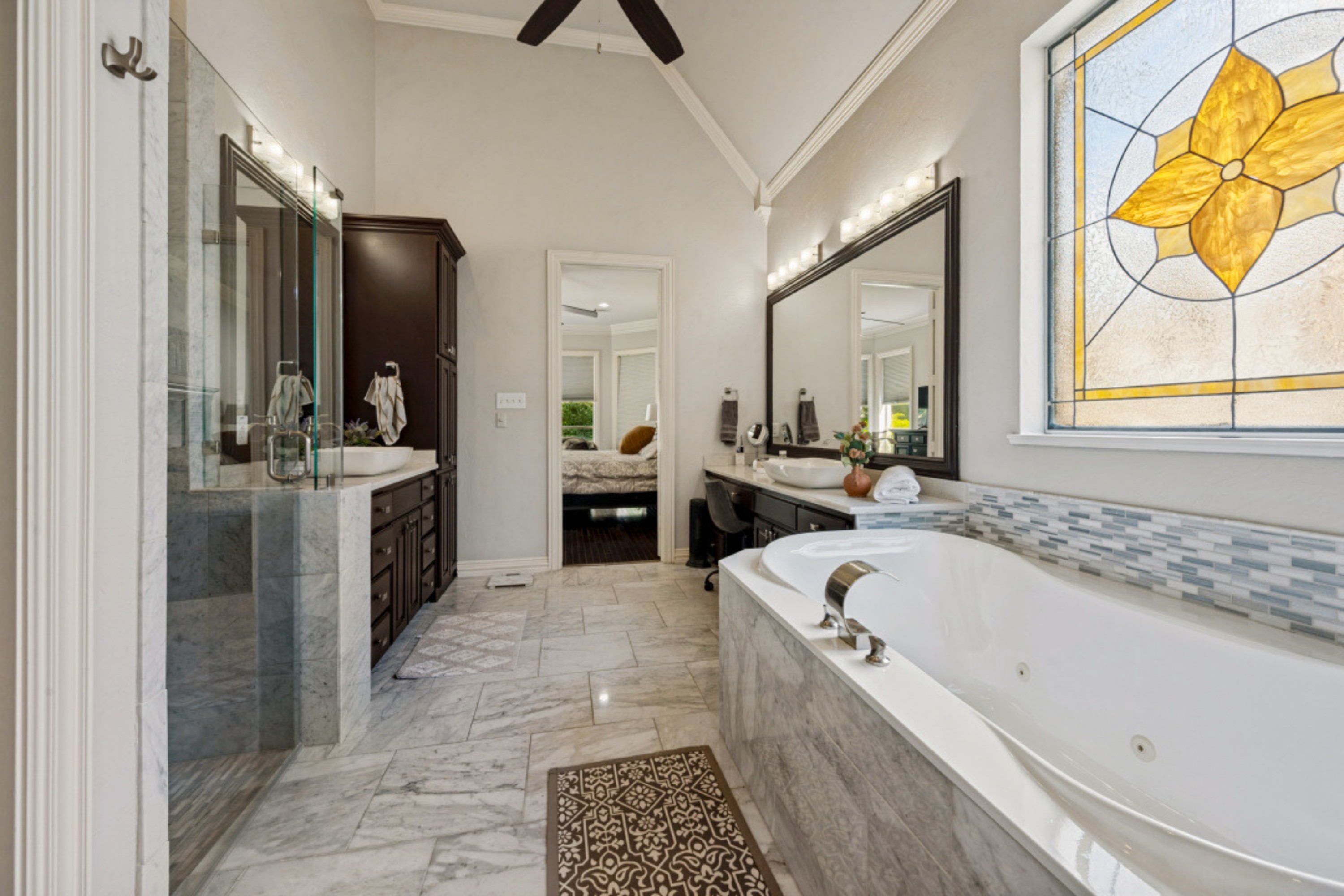  Beautiful Estate Home Located in Lakes of Somerset in Colleyville - 物件實景