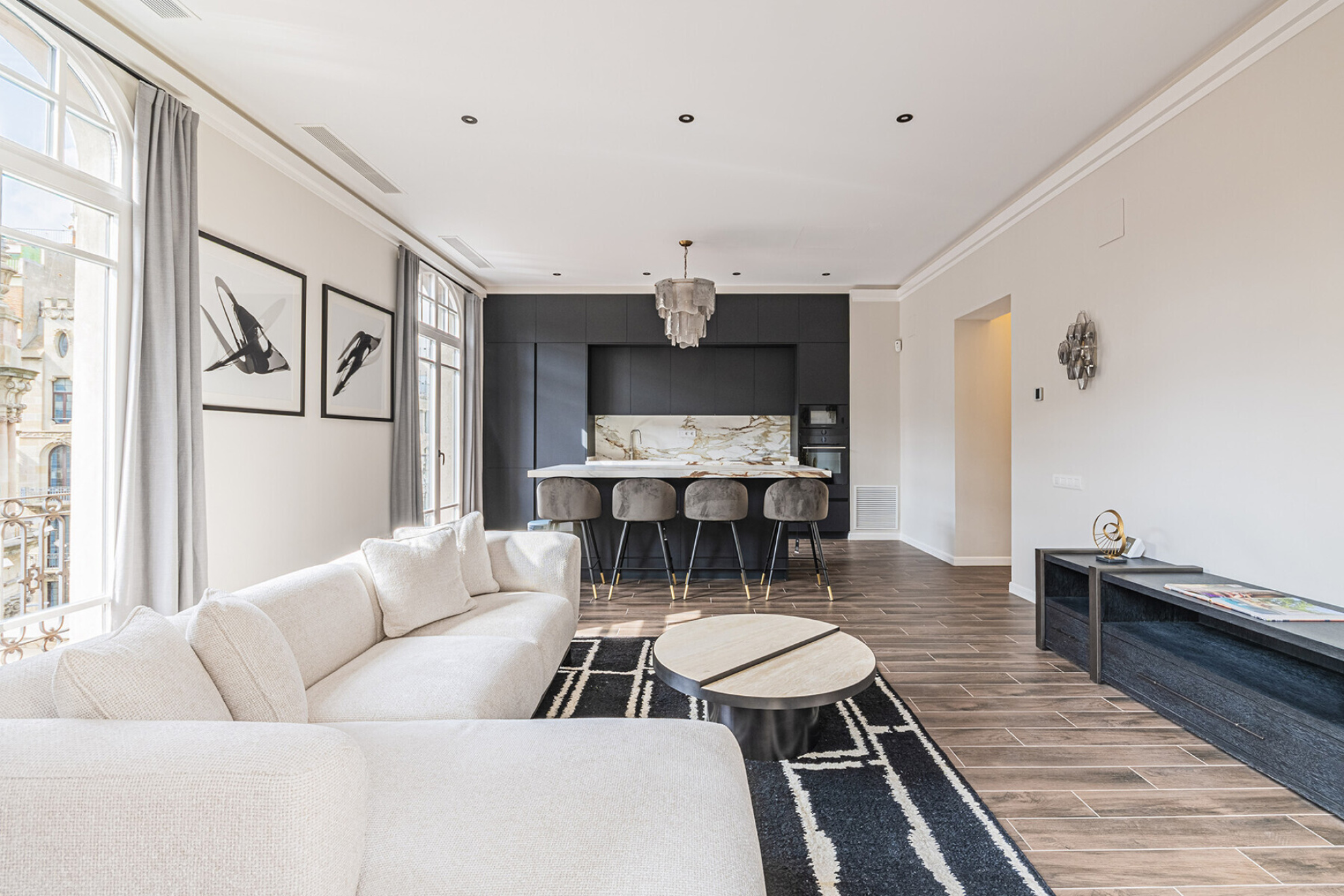  Extraordinary corner apartment on high floor with sea-views - 物件實景