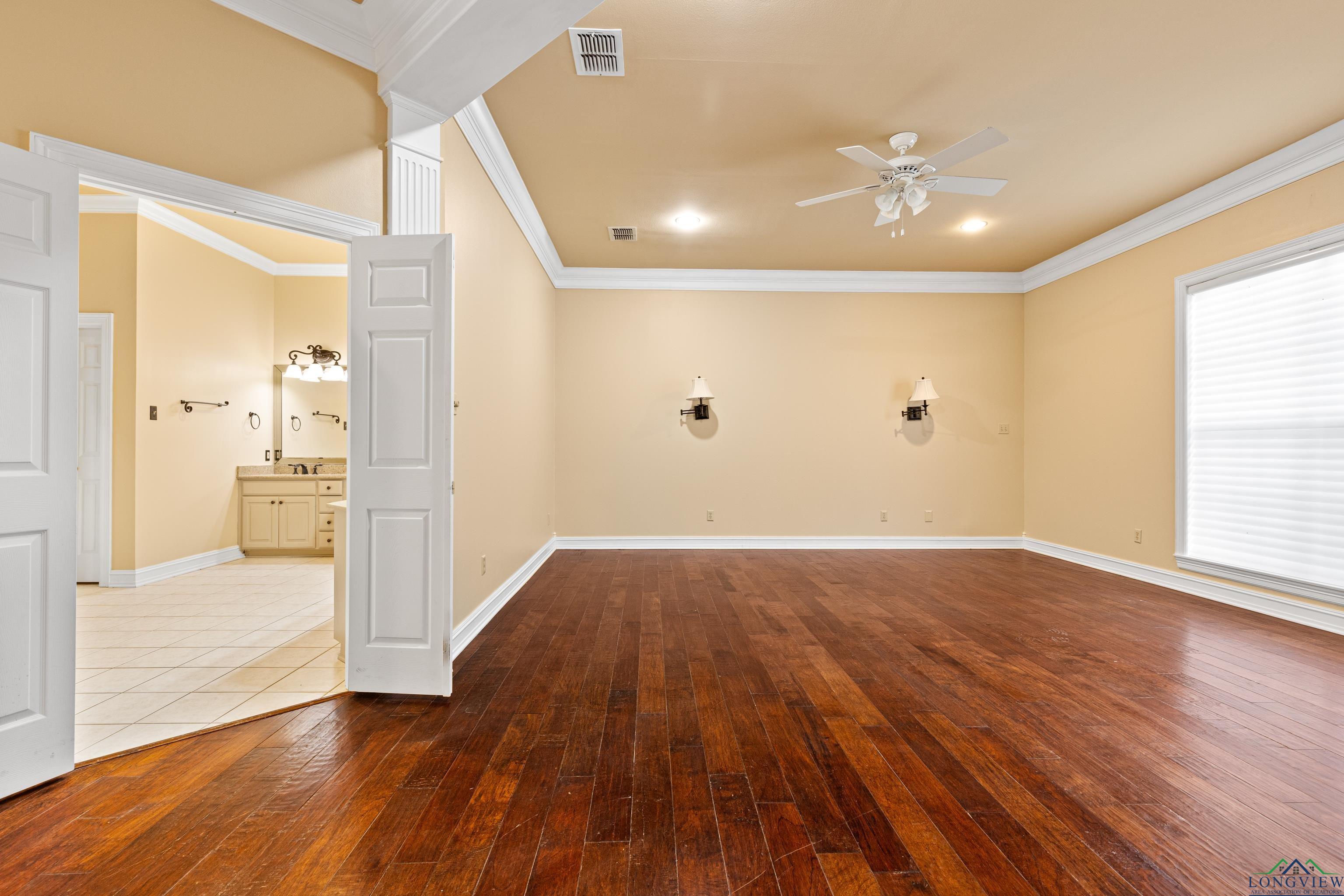 Longview, Texas, 75605, United States, 4 Bedrooms Bedrooms, ,6 BathroomsBathrooms,Residential,For Sale,1907778