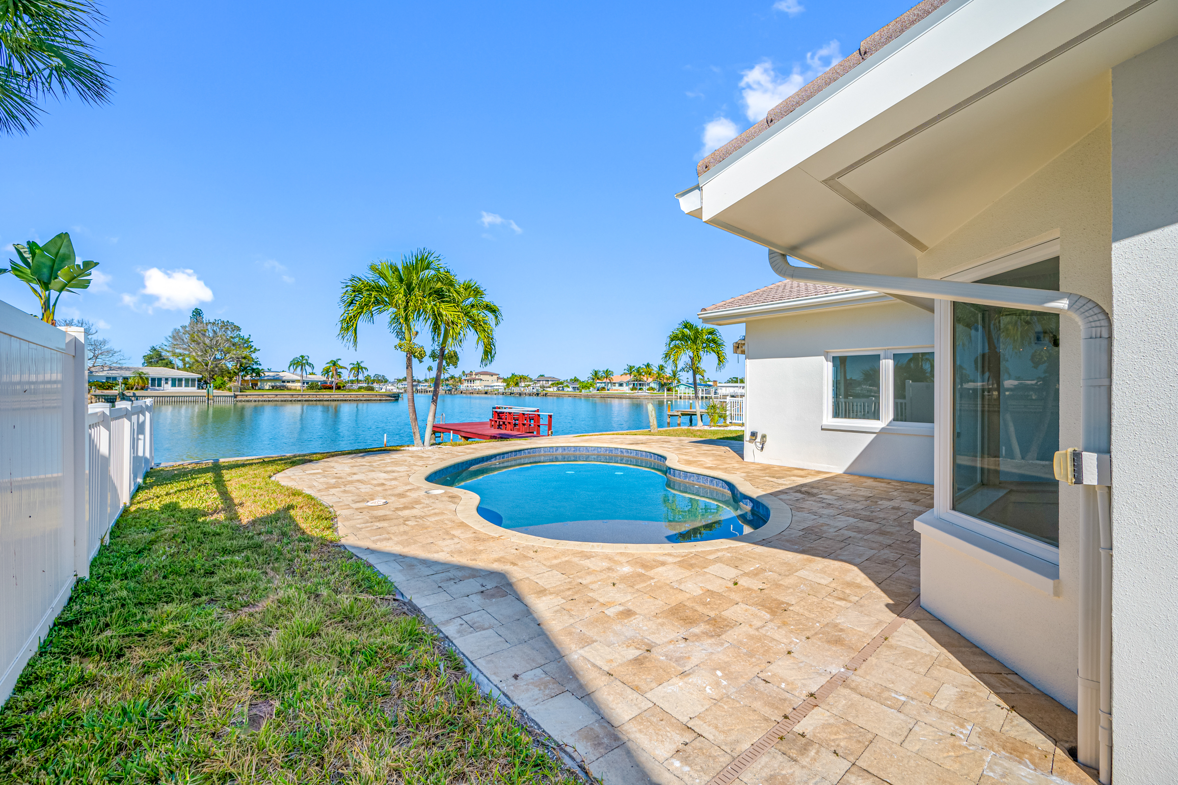 Treasure Island, Florida, 33706, United States, 3 Bedrooms Bedrooms, ,2 BathroomsBathrooms,Residential,For Sale,1990386