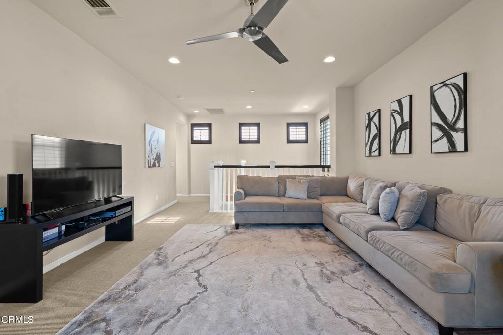 Azusa, California, 91702, United States, 4 Bedrooms Bedrooms, ,4 BathroomsBathrooms,Residential,For Sale,1987831