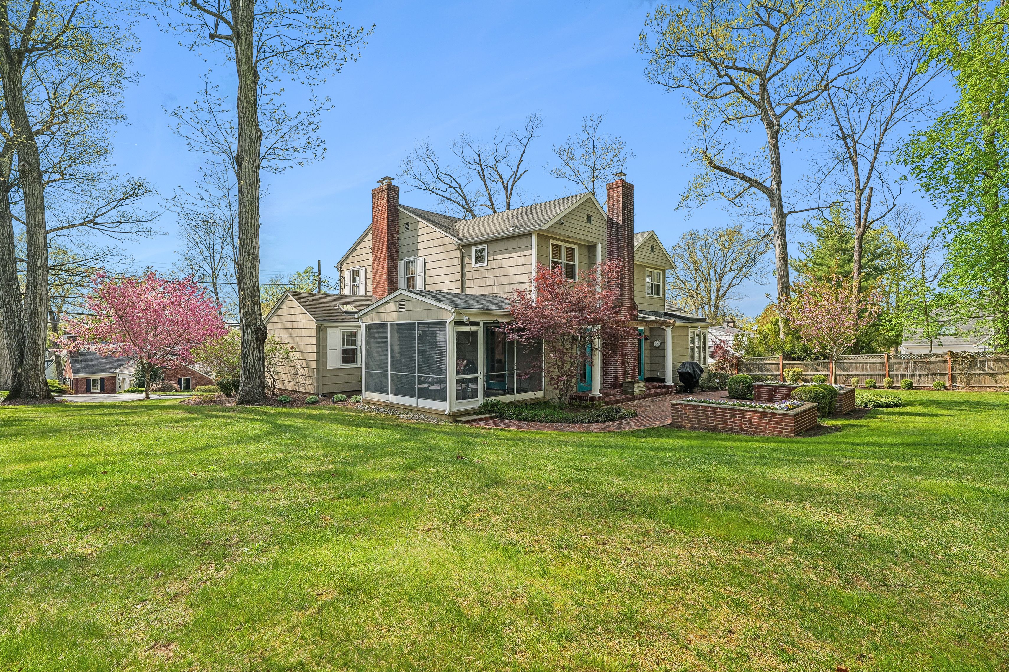  84 Pine Grove Avenue - 物件實景