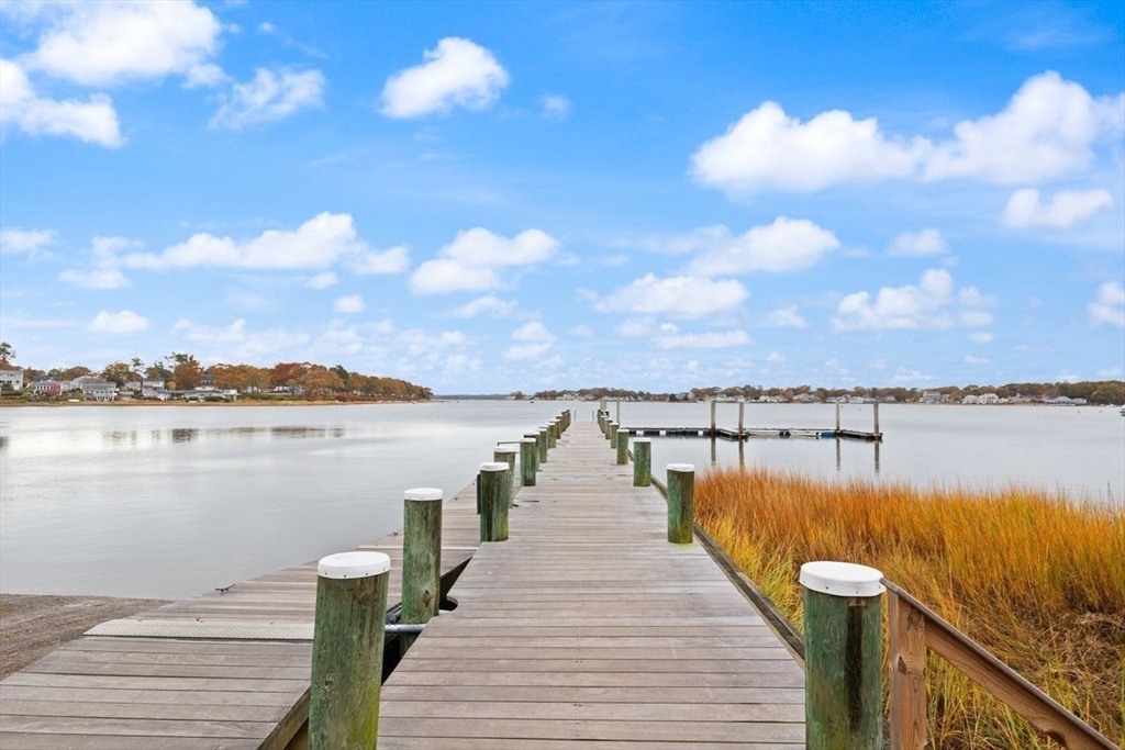 Wareham, Massachusetts, 02571, United States, 5 Bedrooms Bedrooms, ,3 BathroomsBathrooms,Residential,For Sale,1987680