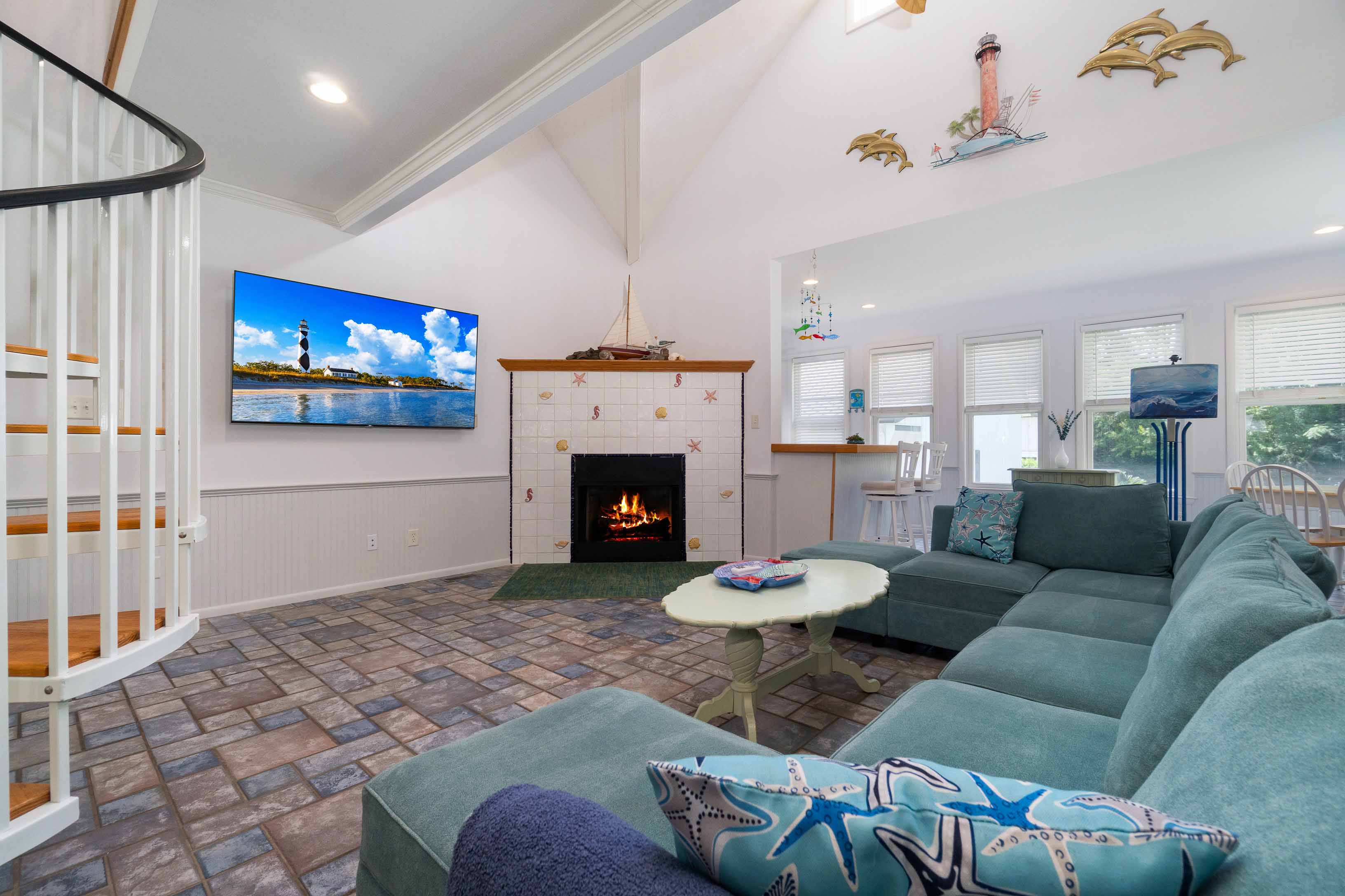 Oriental, North Carolina, 28571, United States, 4 Bedrooms Bedrooms, ,4 BathroomsBathrooms,Residential,For Sale,1944868