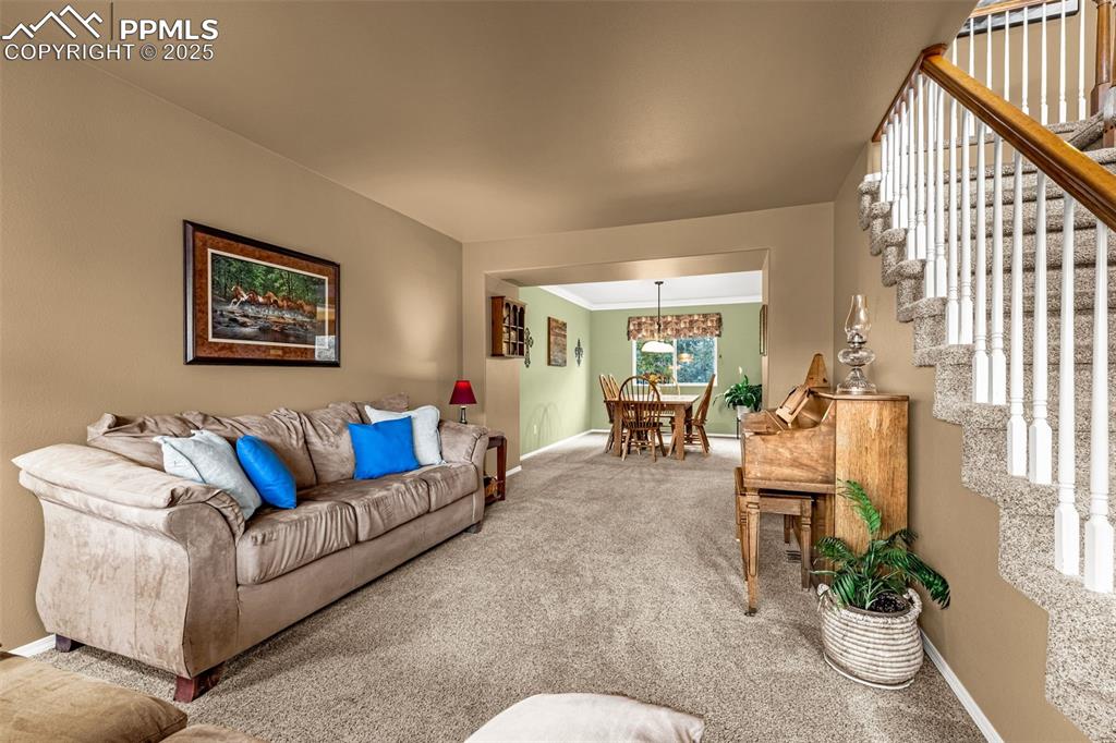 Monument, Colorado, 80132, United States, 5 Bedrooms Bedrooms, ,4 BathroomsBathrooms,Residential,For Sale,1988171